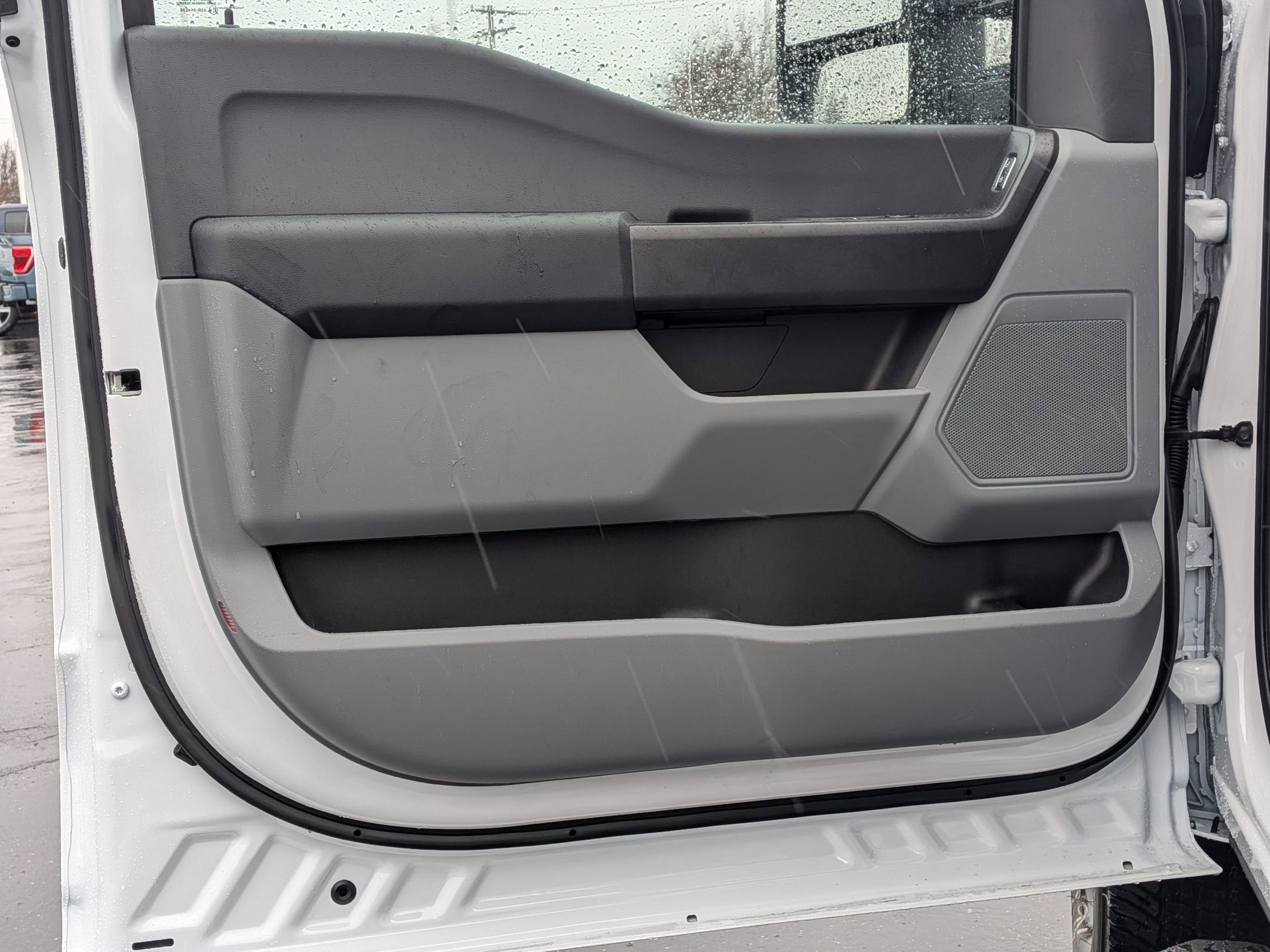 2026 FORD F-350 - Image 12