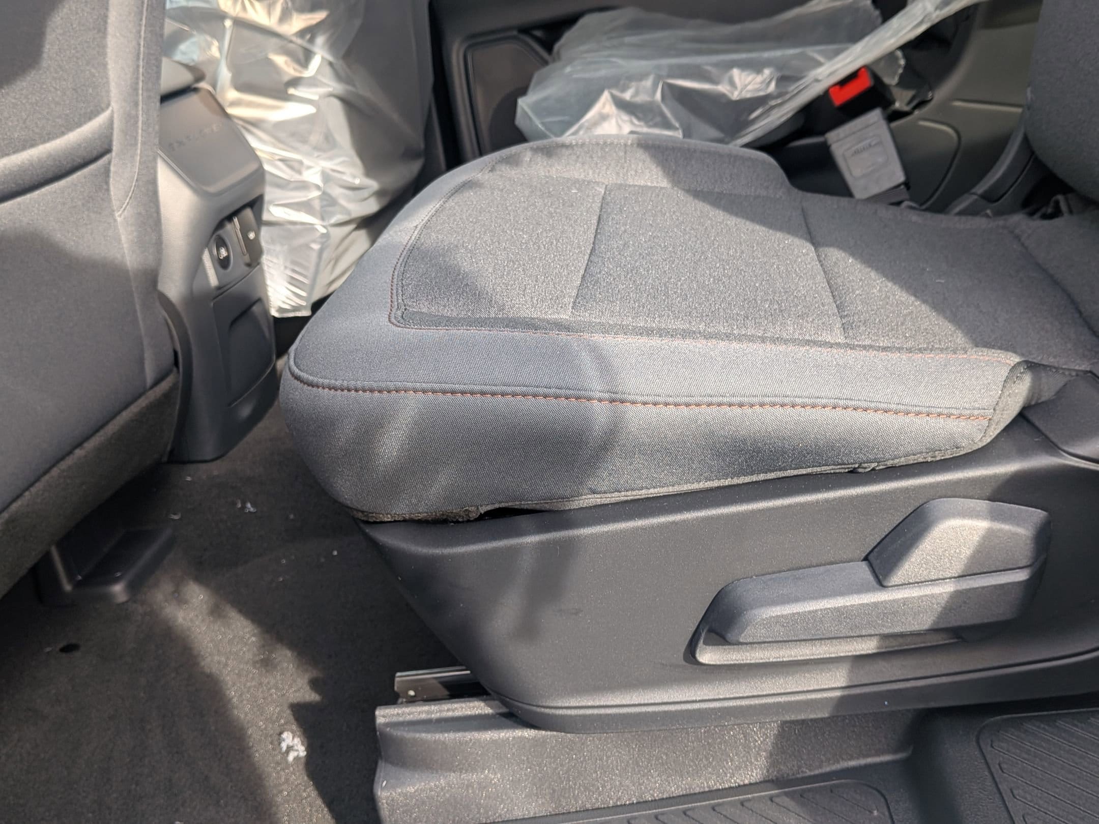 2026 FORD EXPLORER - Image 21