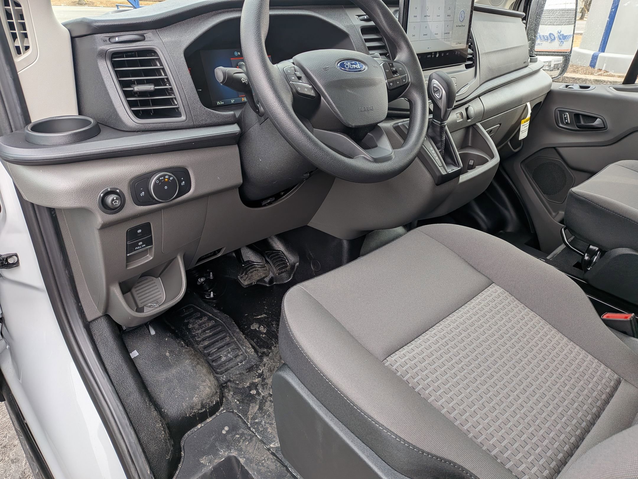 2026 FORD TRANSIT - Image 9