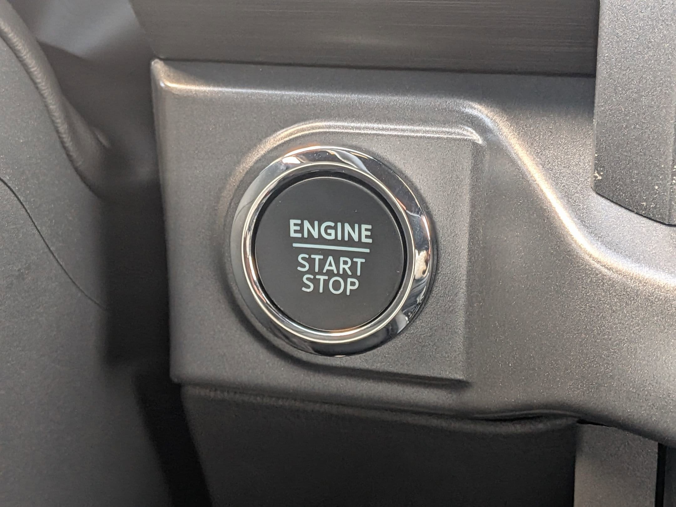 2025 FORD F-150 - Image 18