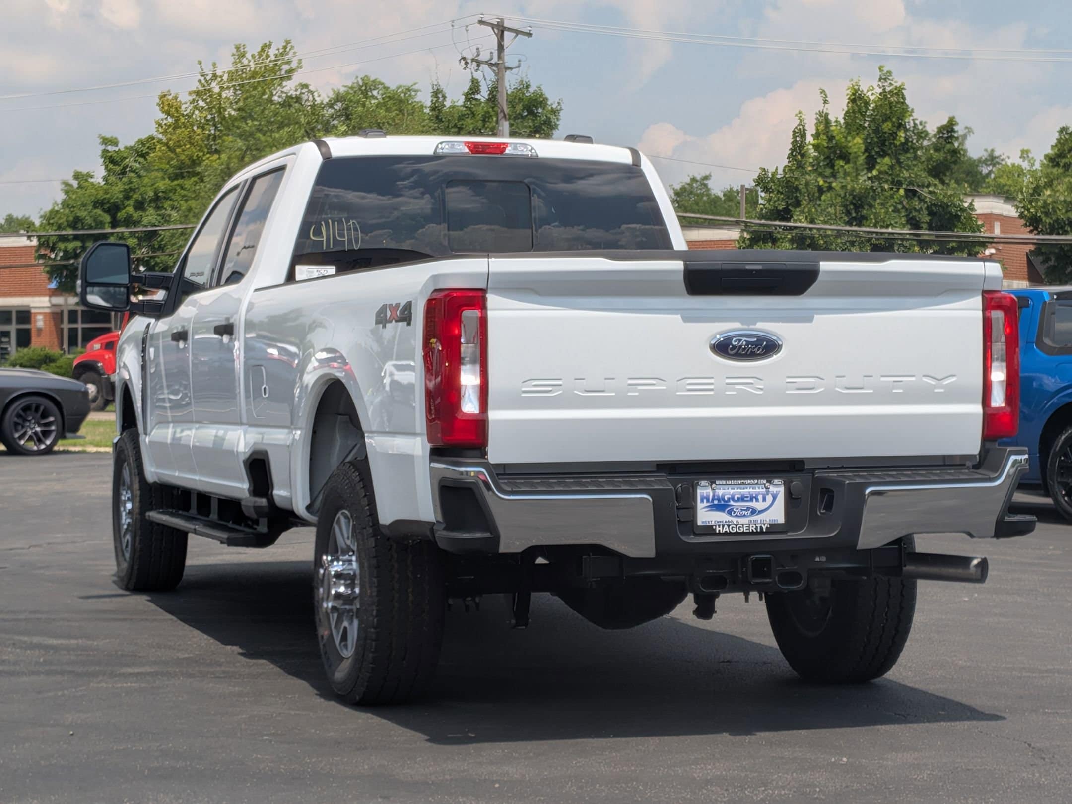 2025 FORD F-250 - Image 7