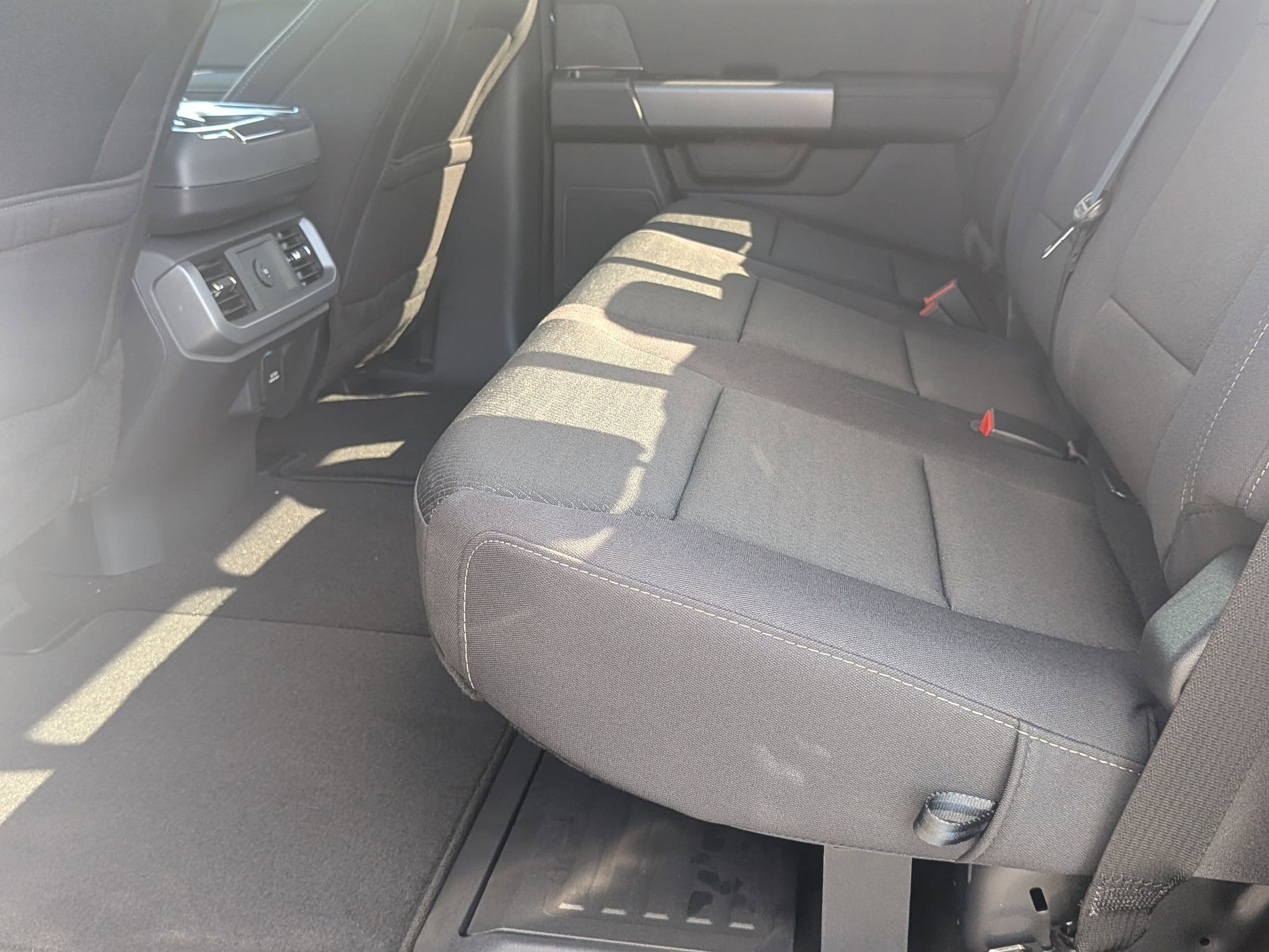 2025 FORD F-150 - Image 22