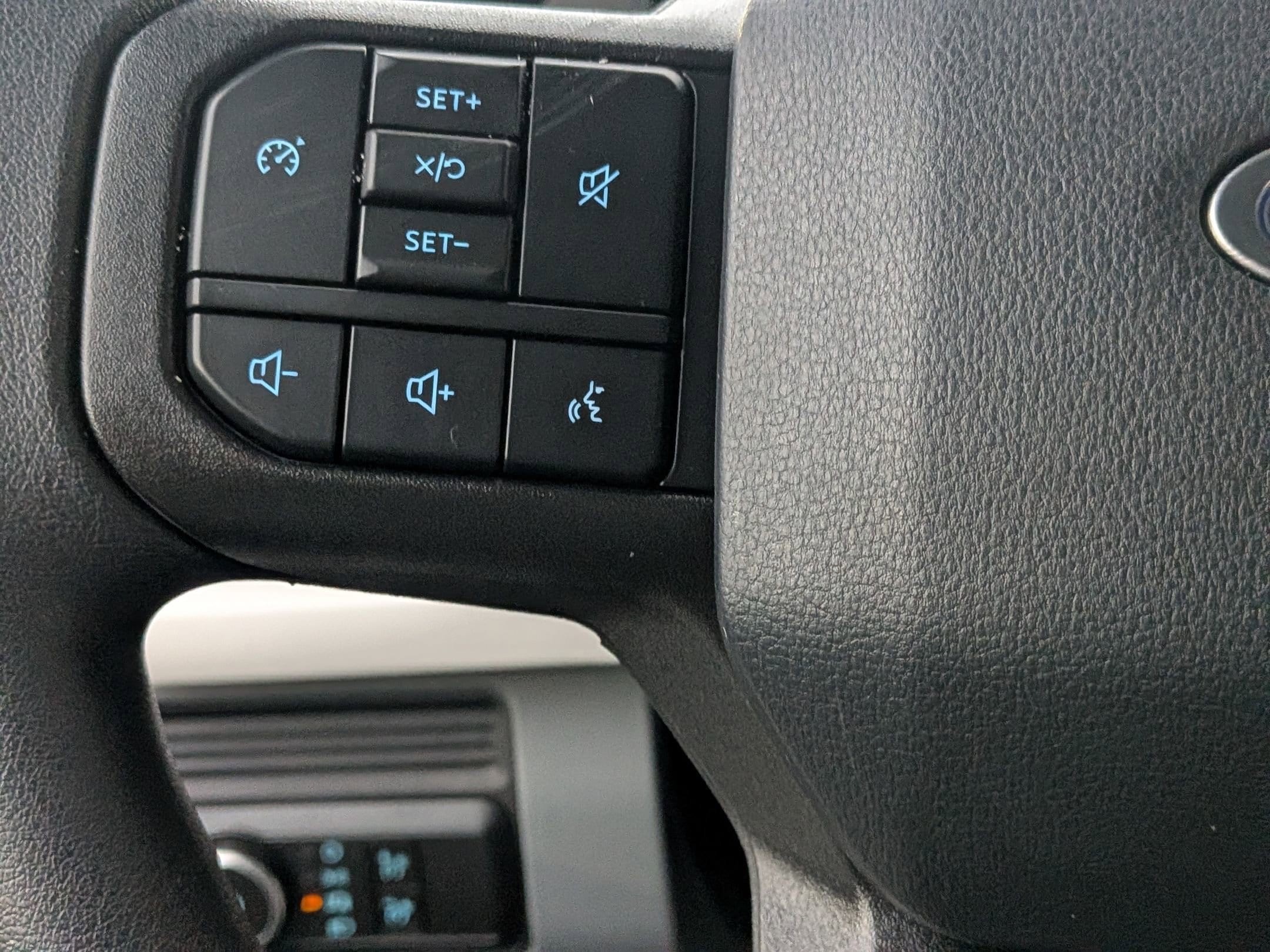 2026 FORD F-350 - Image 14