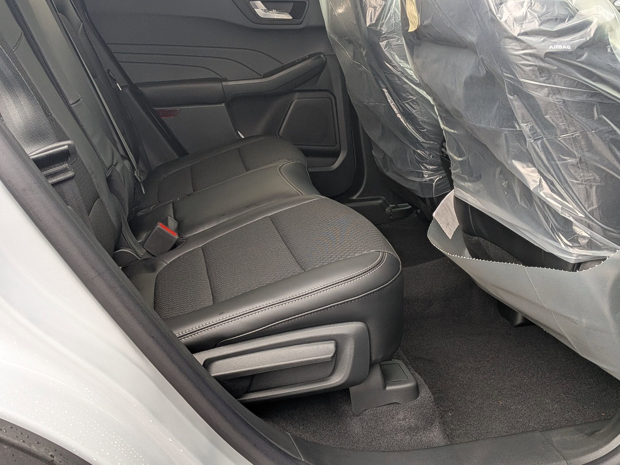 2026 FORD ESCAPE - Image 24