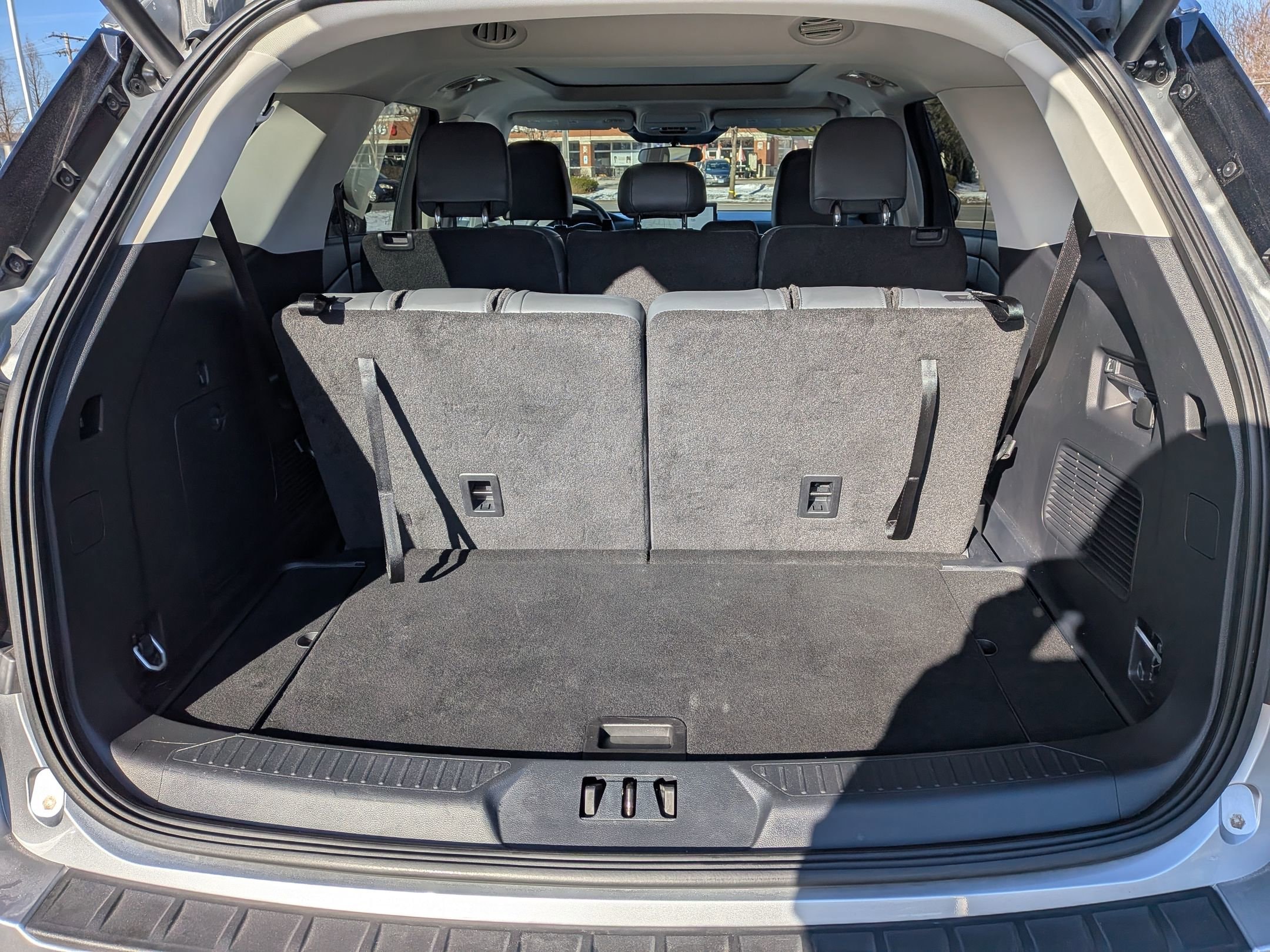 2025 FORD EXPLORER - Image 24