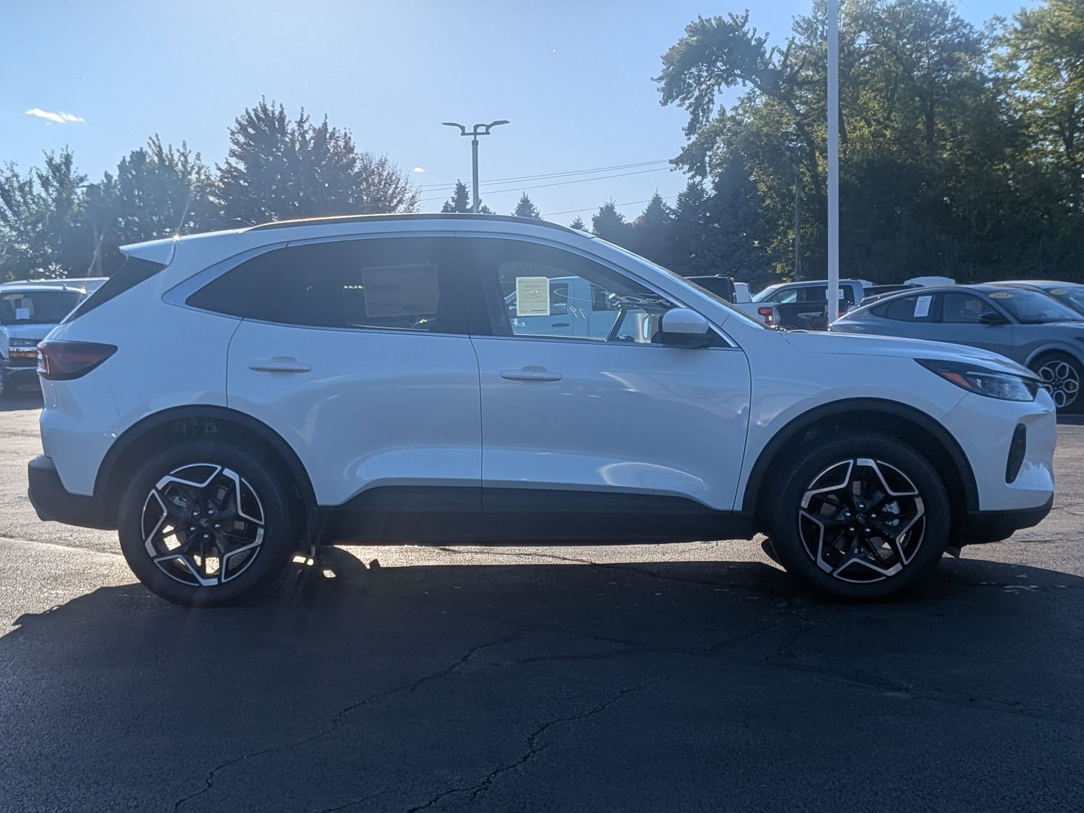 2026 FORD ESCAPE - Image 4