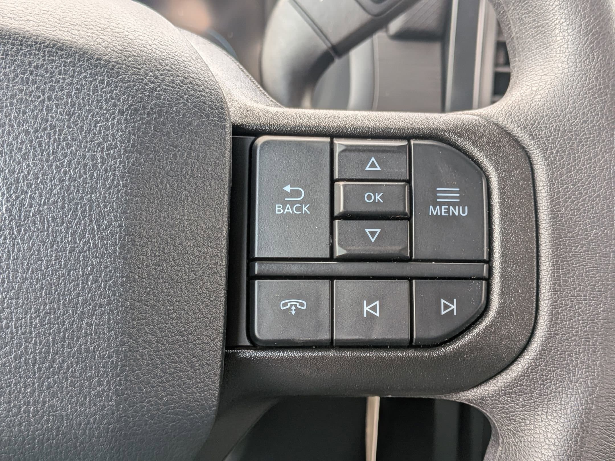 2025 FORD F-150 - Image 15