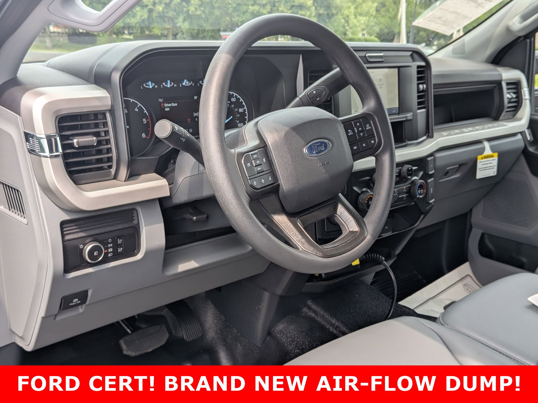 2025 FORD F-450 - Image 11