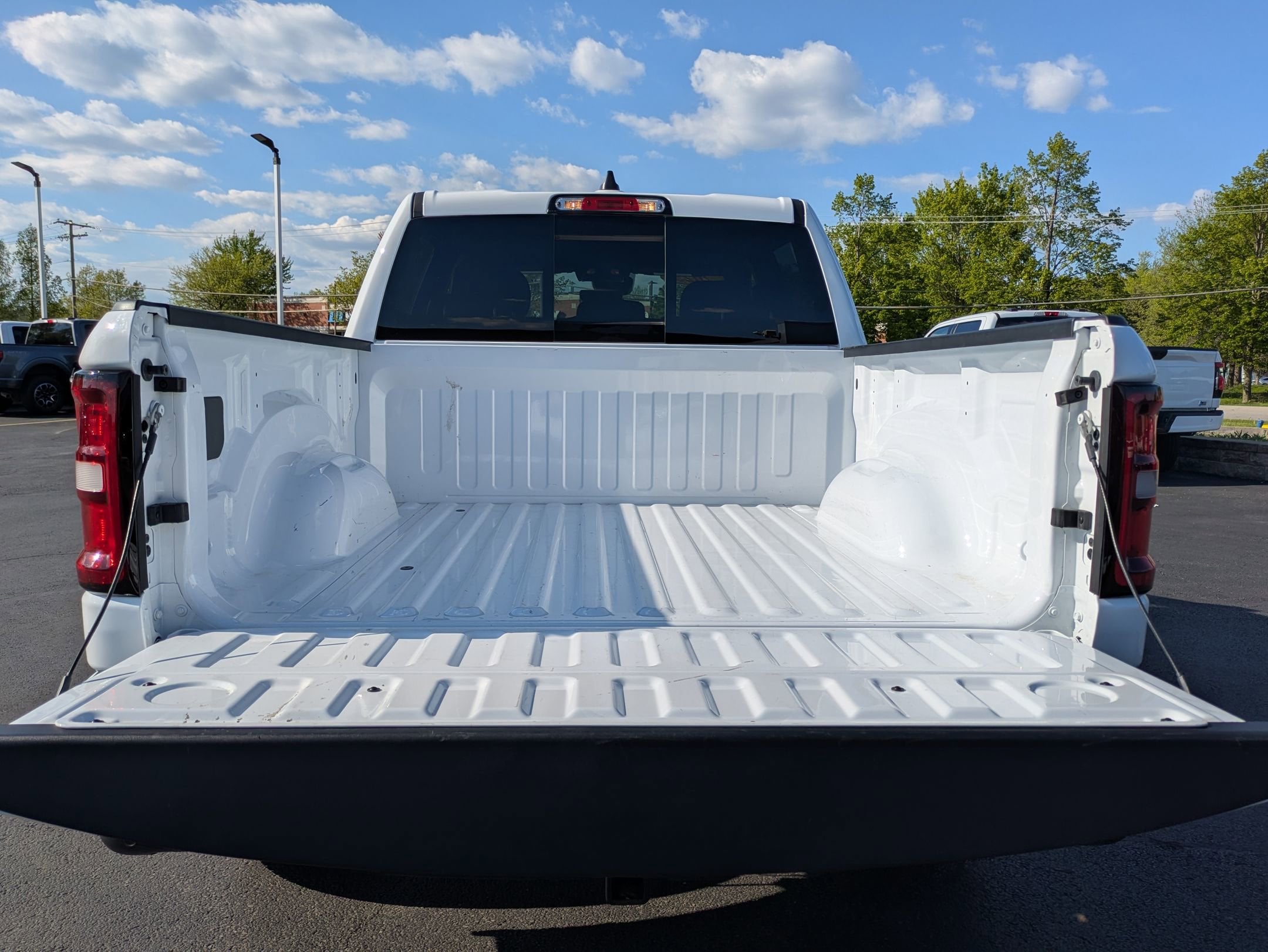 2025 RAM 1500 - Image 21