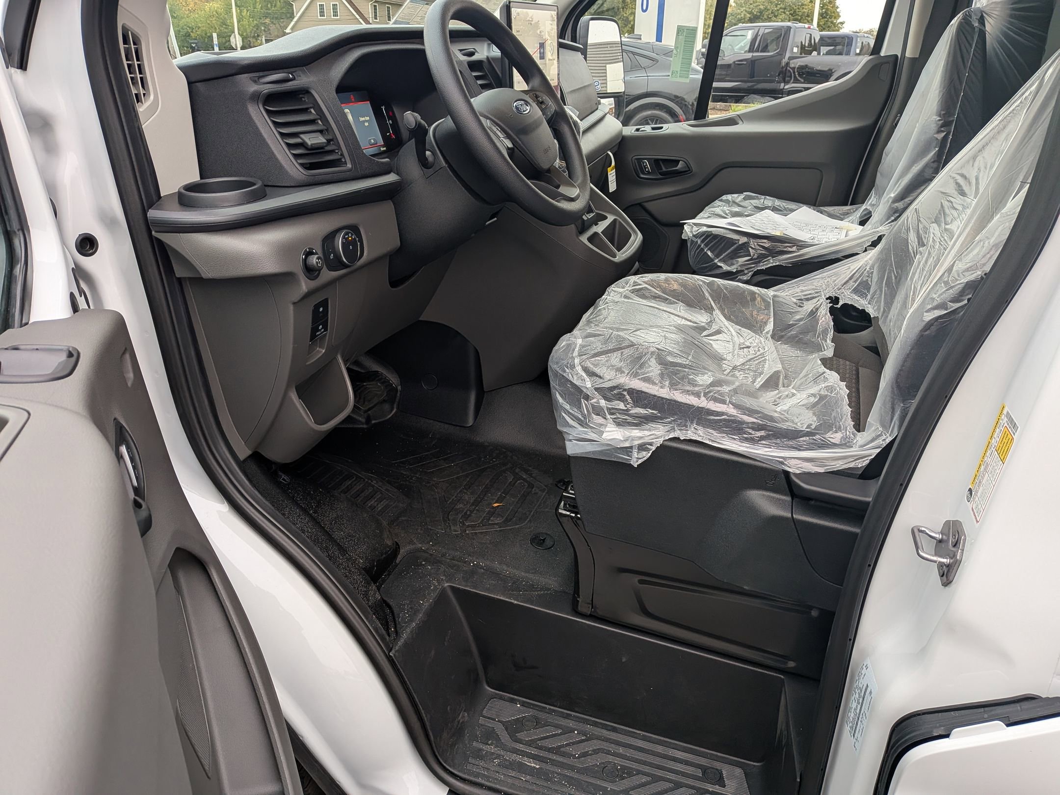 2026 FORD TRANSIT - Image 10