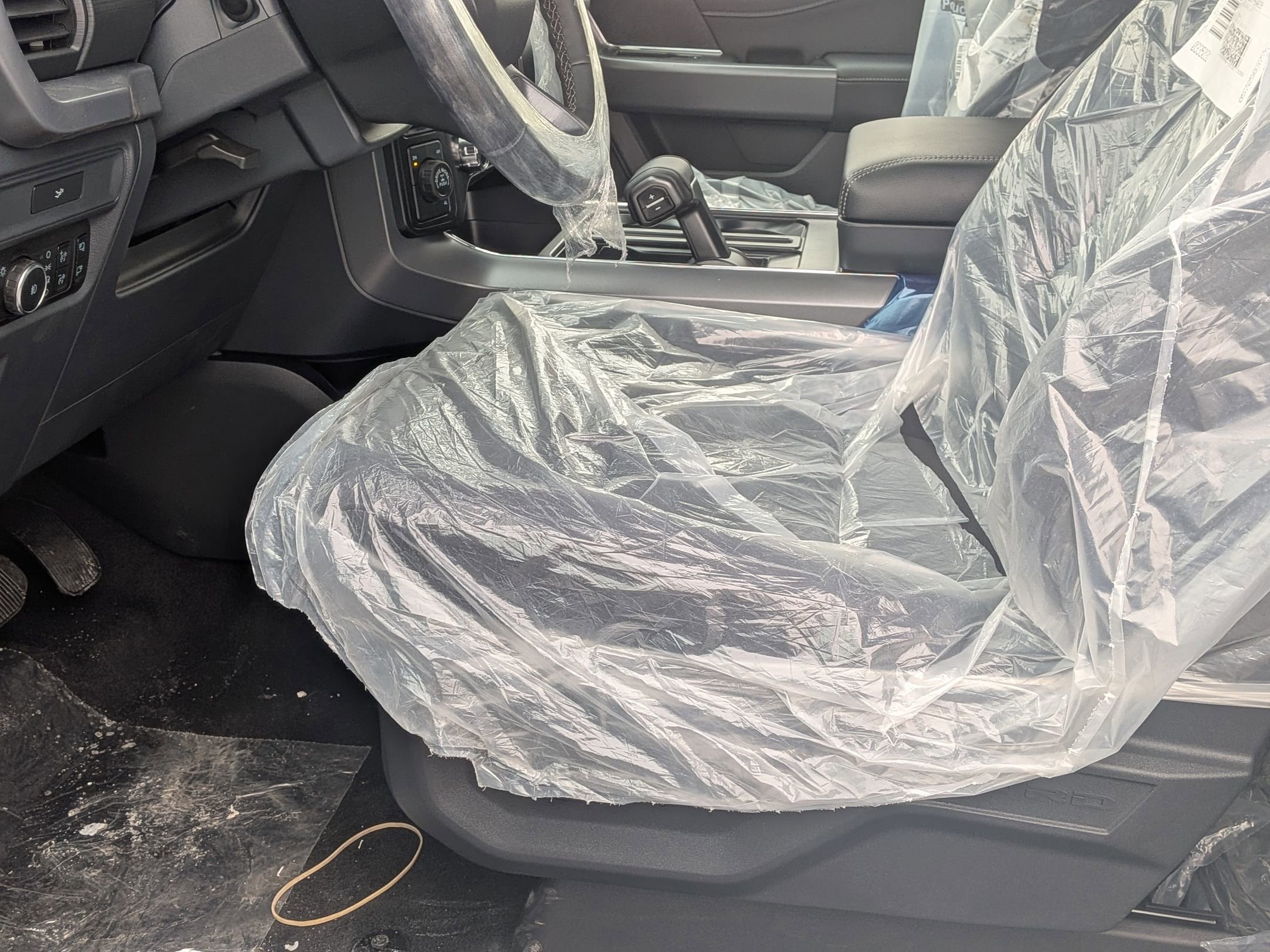 2026 FORD F-150 - Image 11