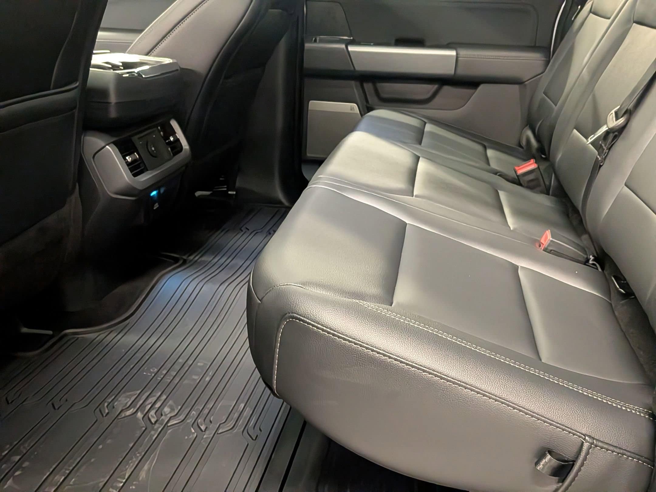 2025 FORD F-150 - Image 23