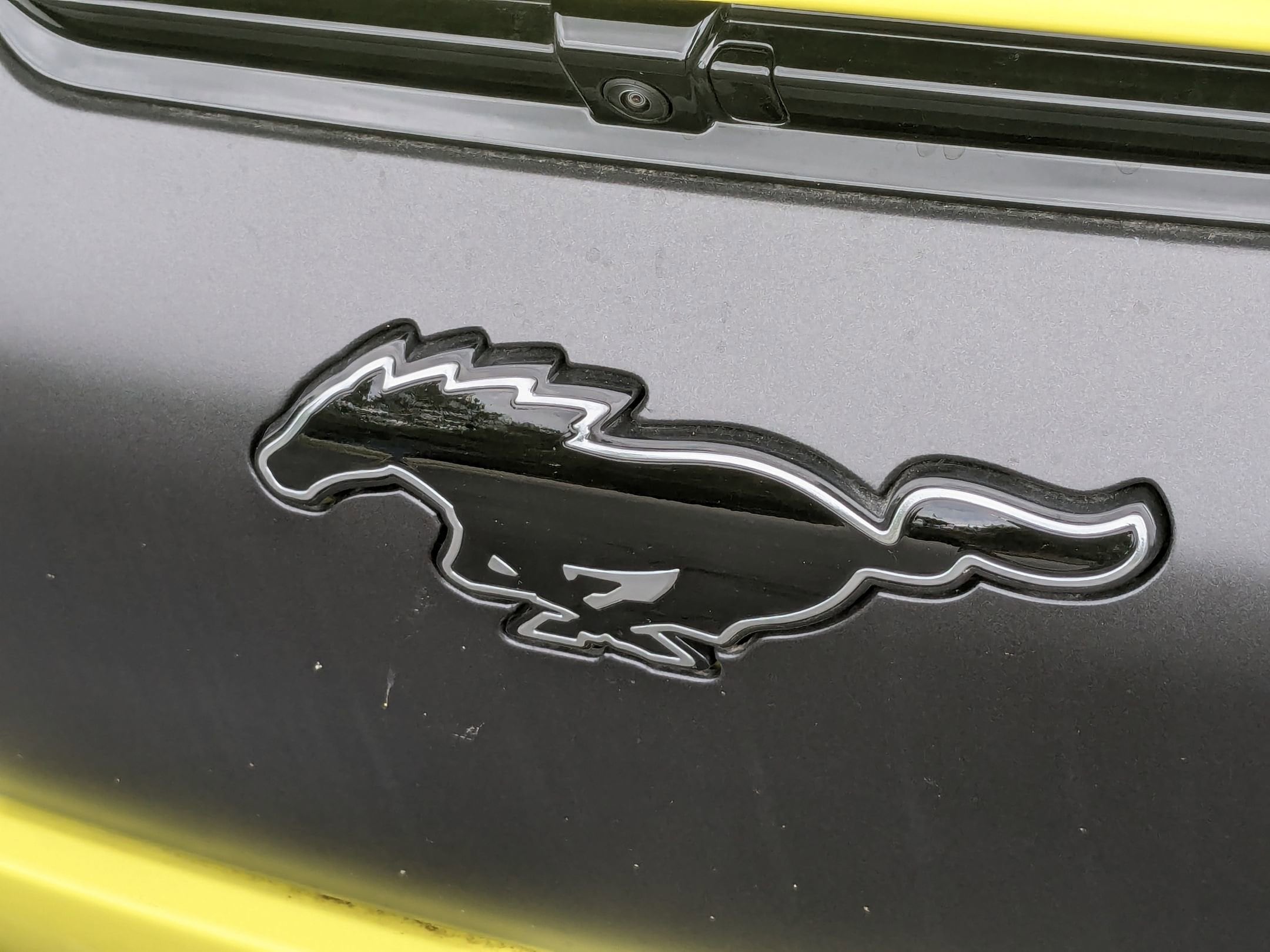 2025 FORD MUSTANG MACH-E - Image 28