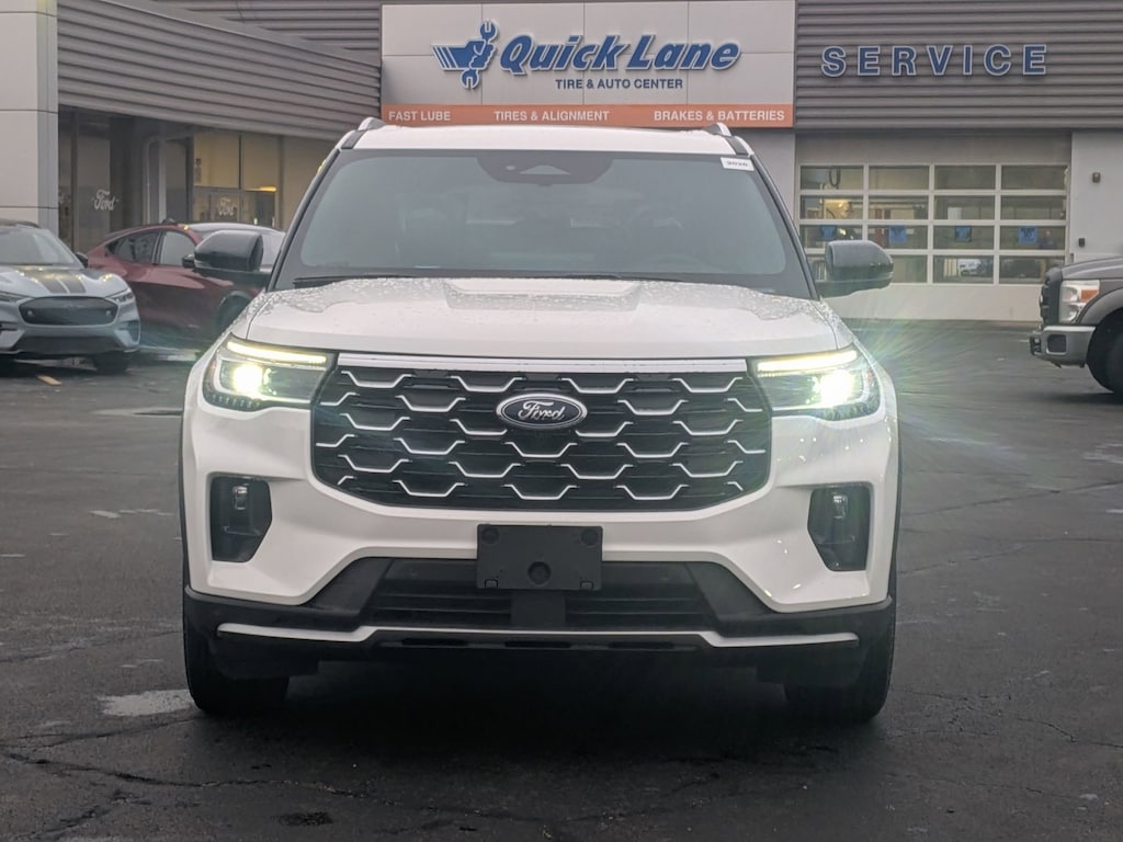New 2026 Ford Explorer Platinum 4WD SUV