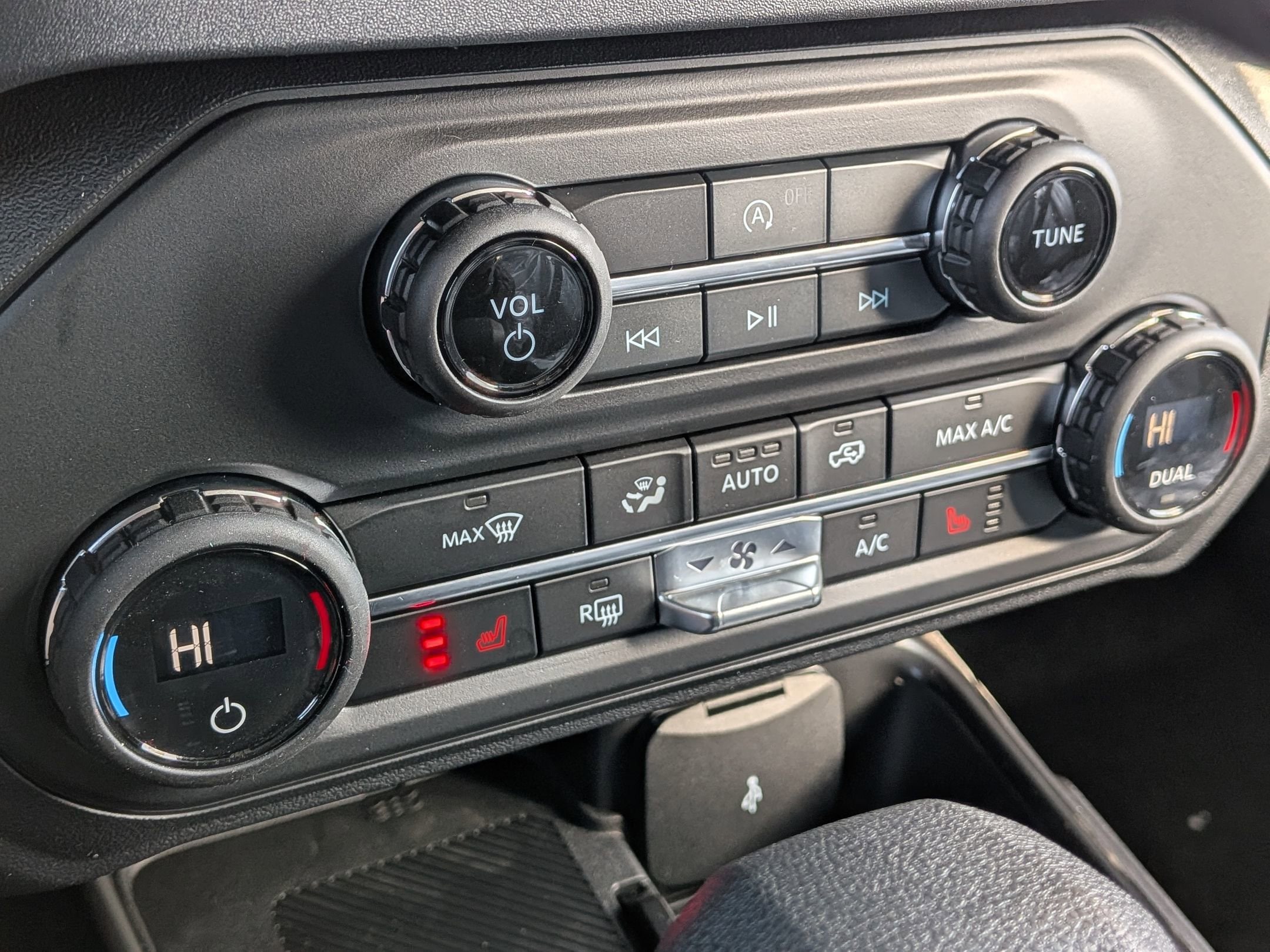 2026 FORD BRONCO - Image 19