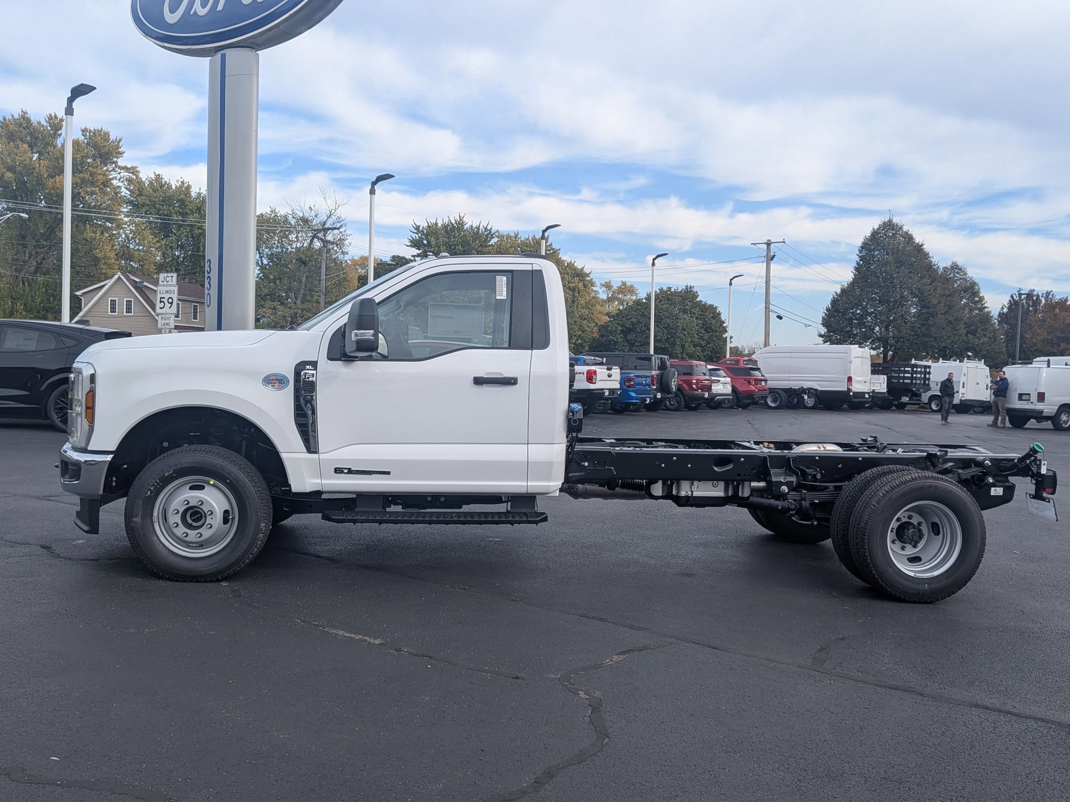 2026 FORD F-350 - Image 8