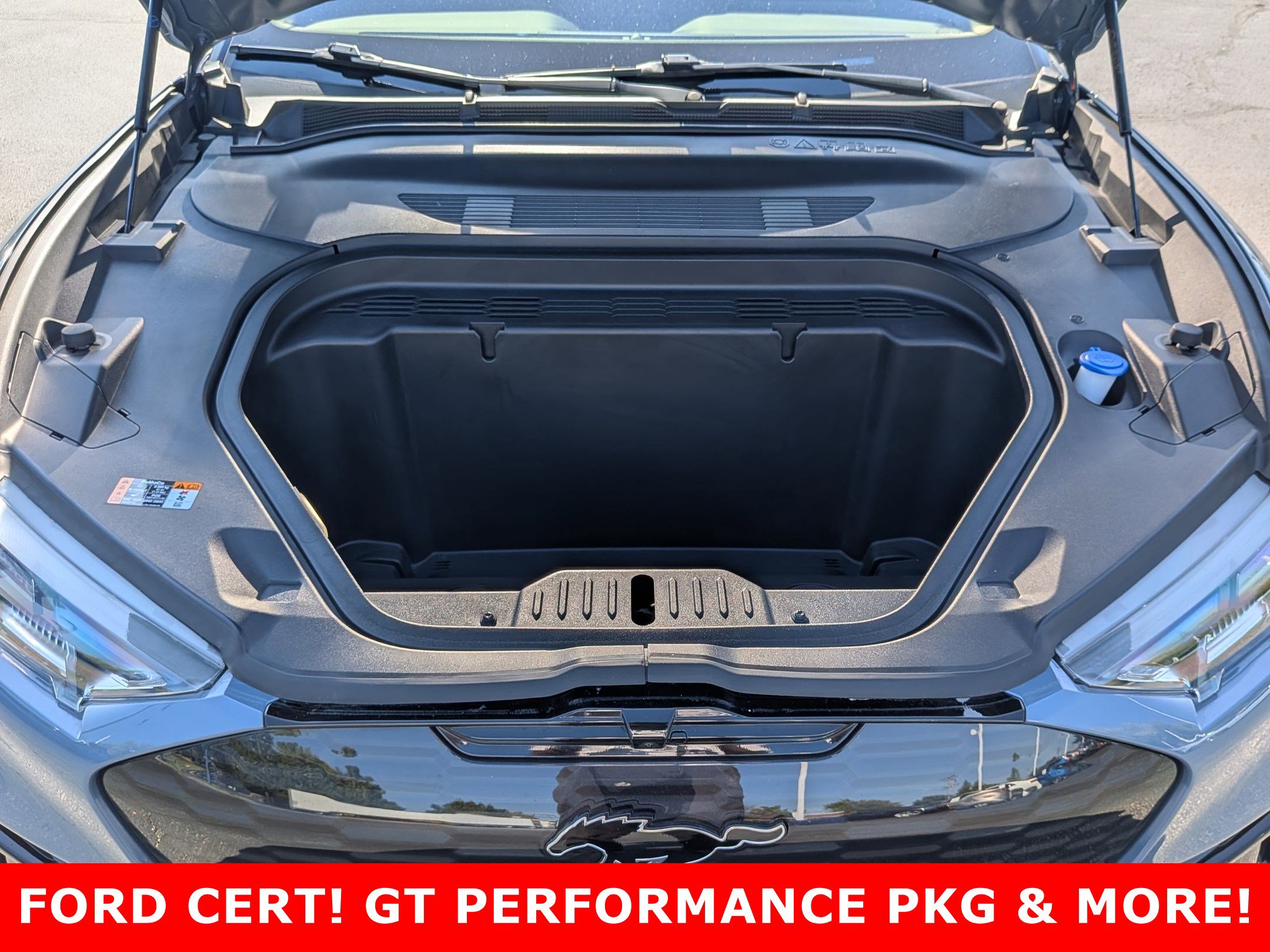 2024 FORD MUSTANG MACH-E - Image 29