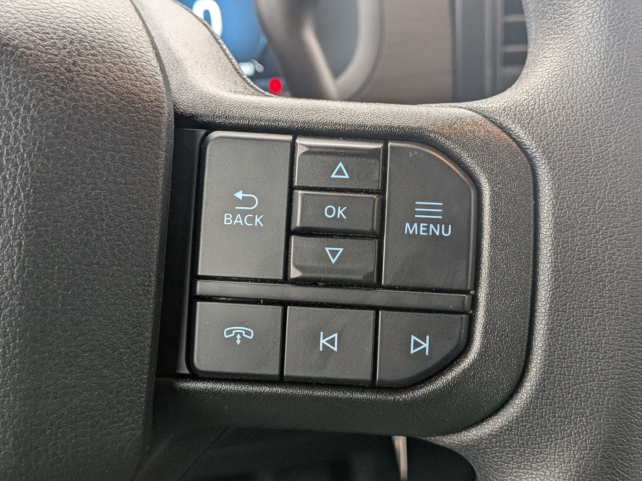 2025 FORD F-150 - Image 19