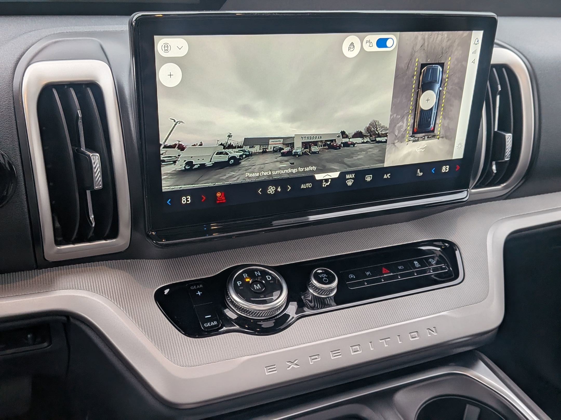 2025 FORD EXPEDITION MAX - Image 16