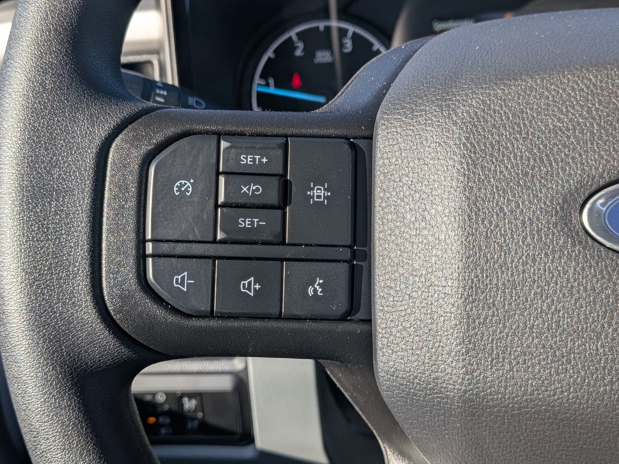 2026 FORD F-550 - Image 14