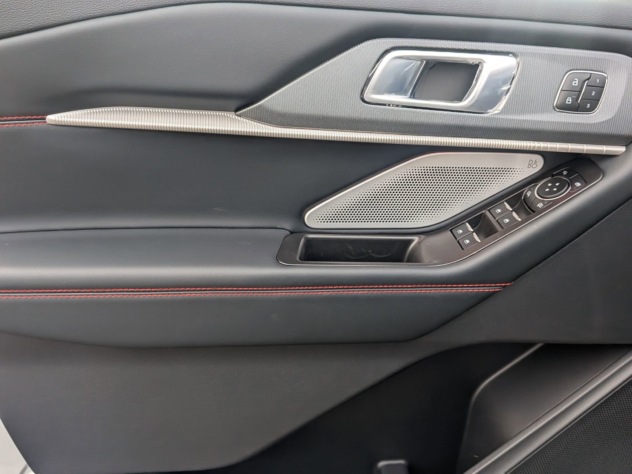 2026 FORD EXPLORER - Image 13