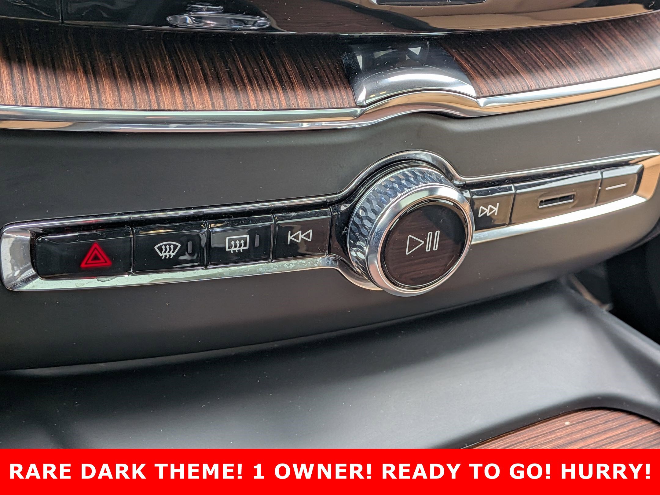 2023 VOLVO XC60 - Image 21