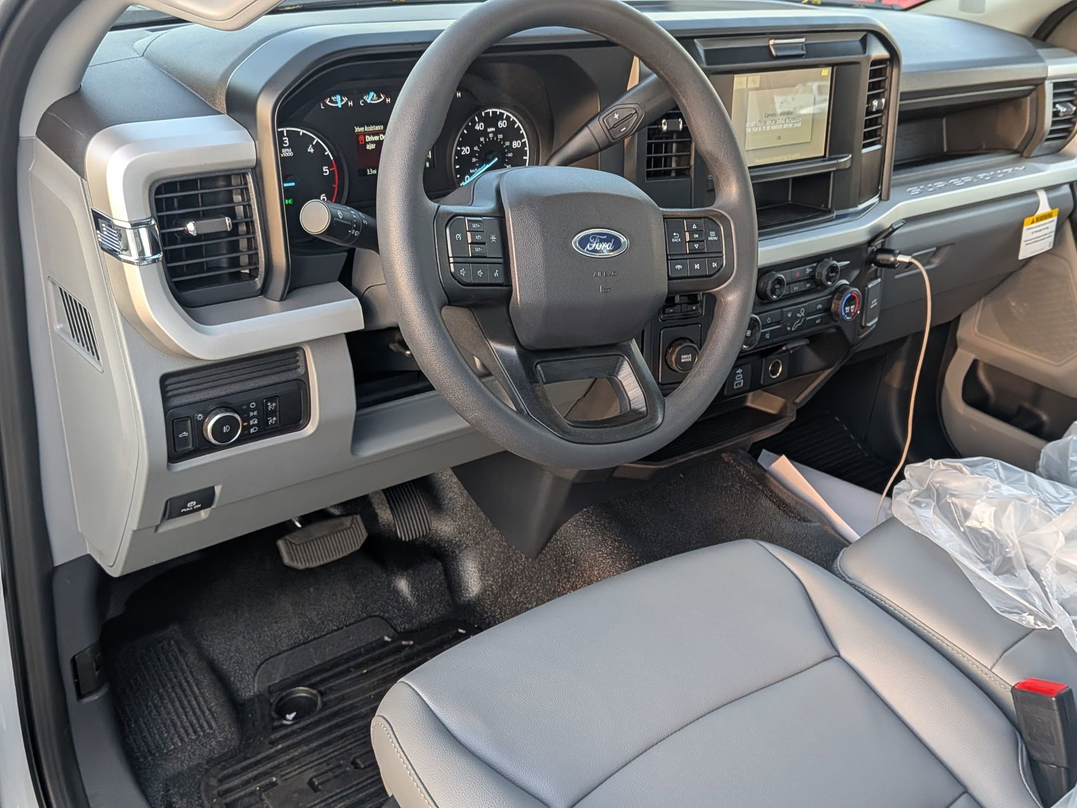 2026 FORD F-550 - Image 10