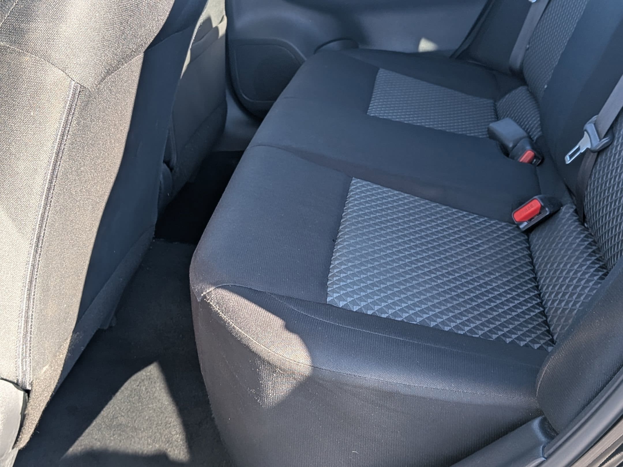 2020 NISSAN VERSA - Image 21