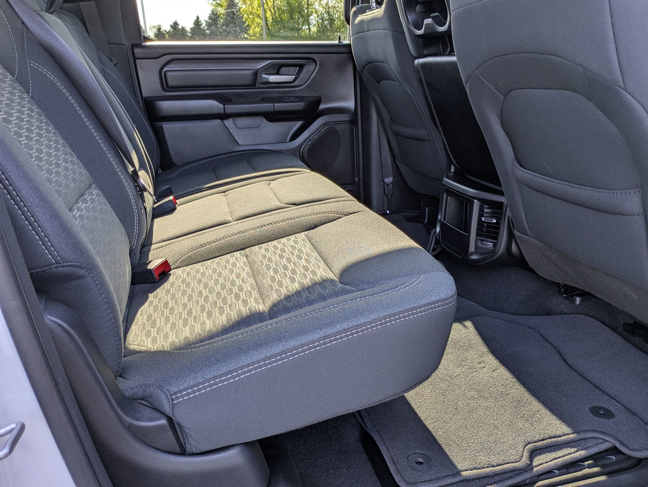 2025 RAM 1500 - Image 22