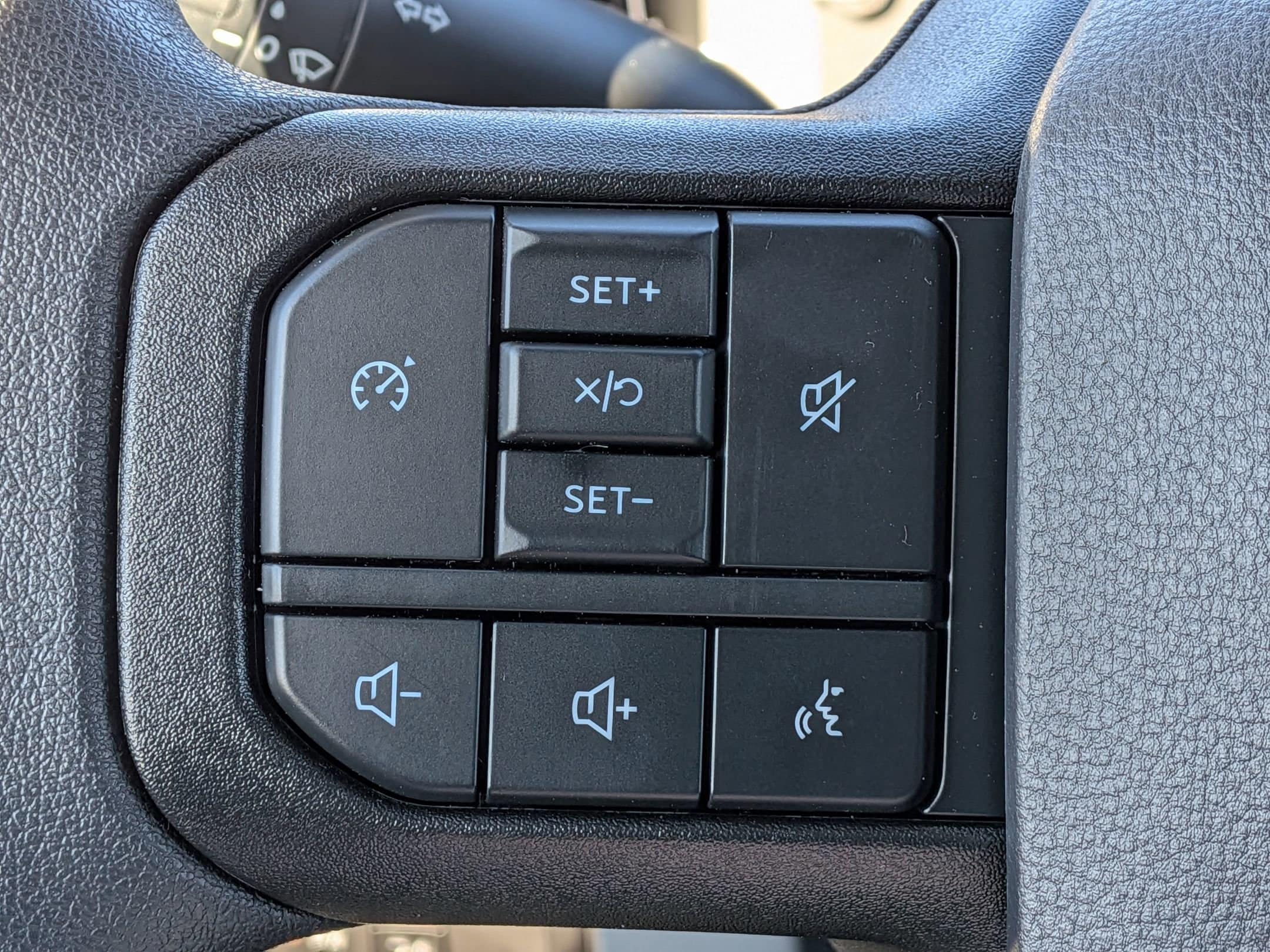 2026 FORD F-250 - Image 13