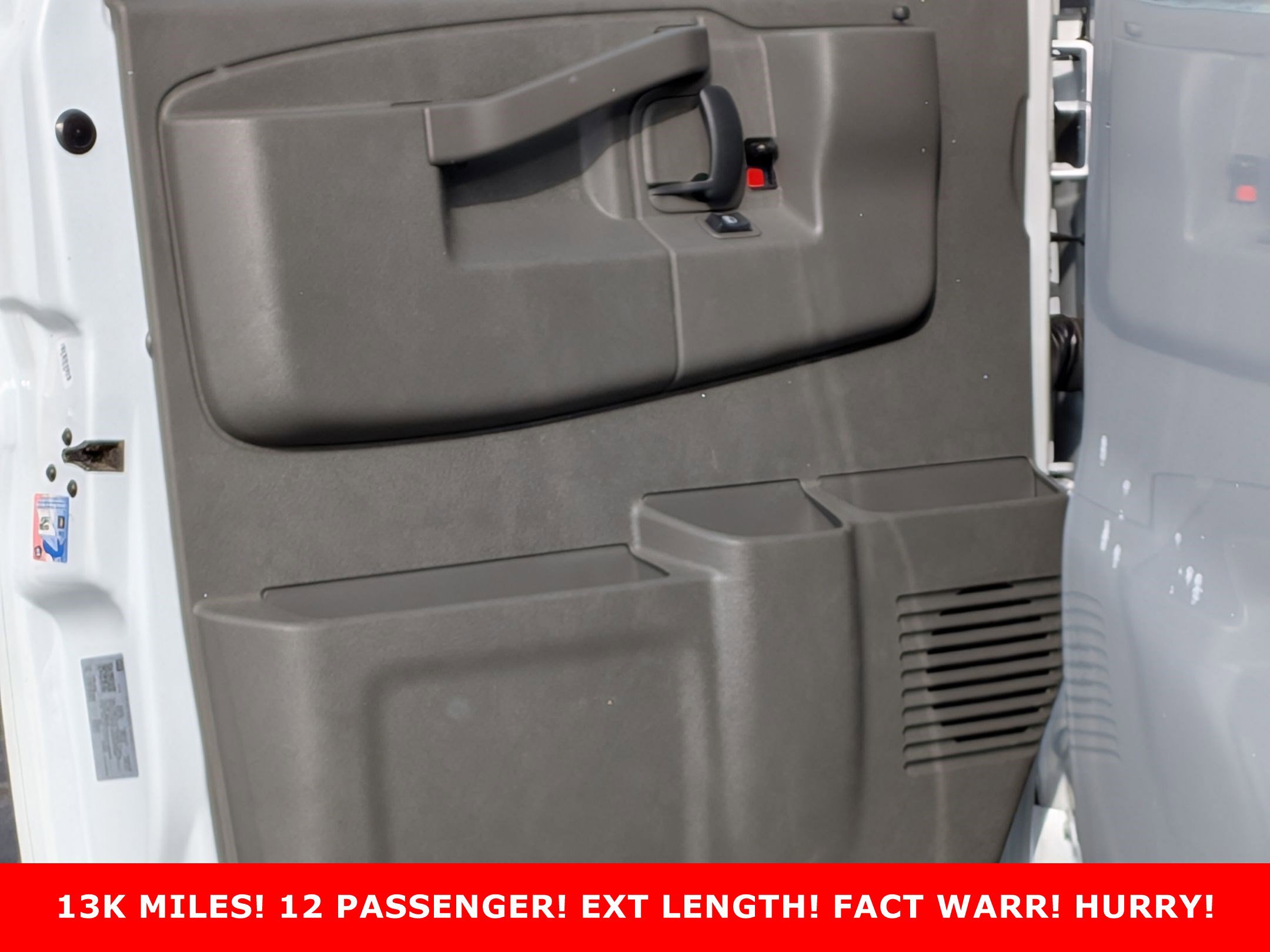 2025 CHEVROLET EXPRESS - Image 12