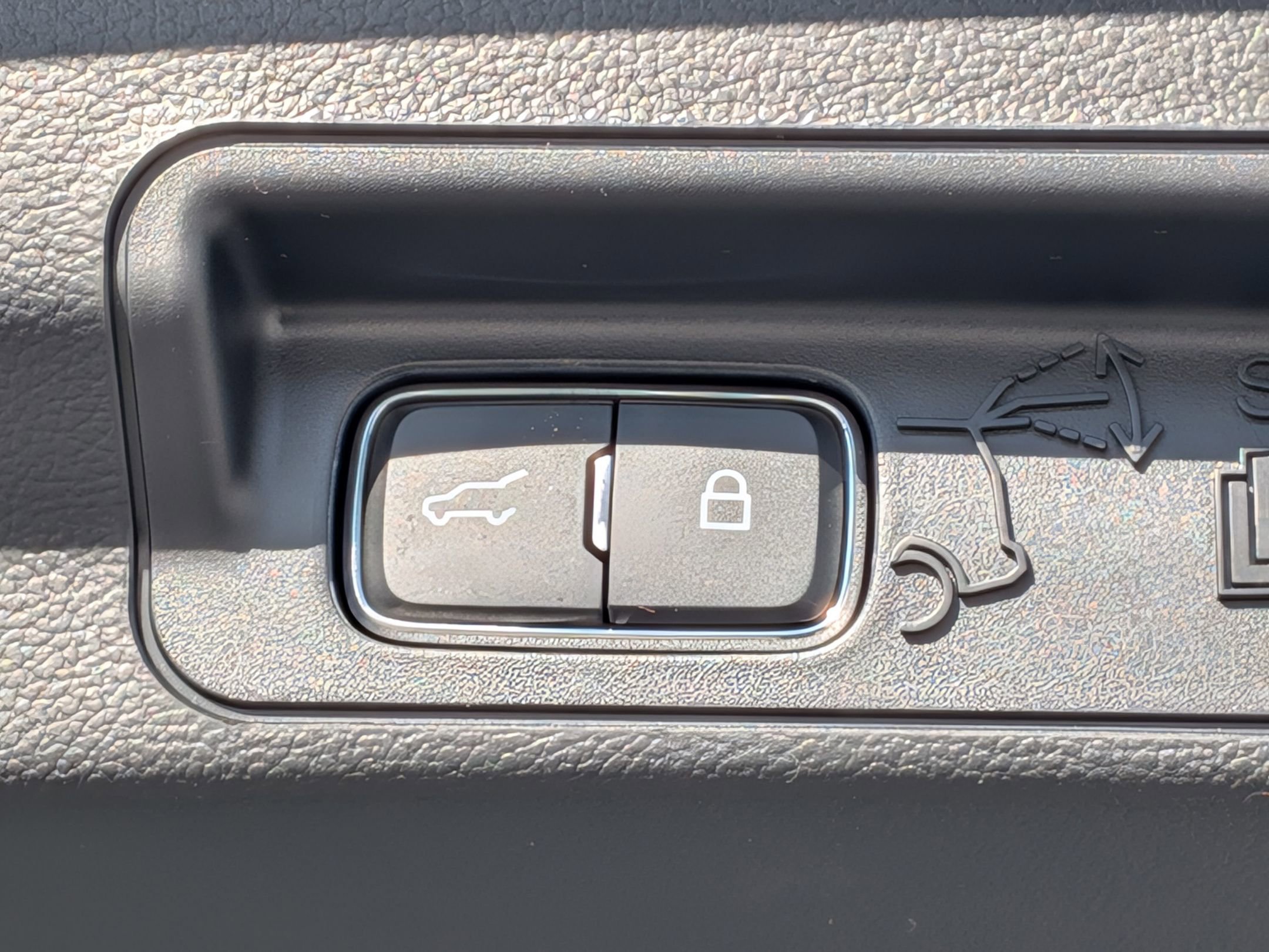 2026 FORD EXPLORER - Image 24