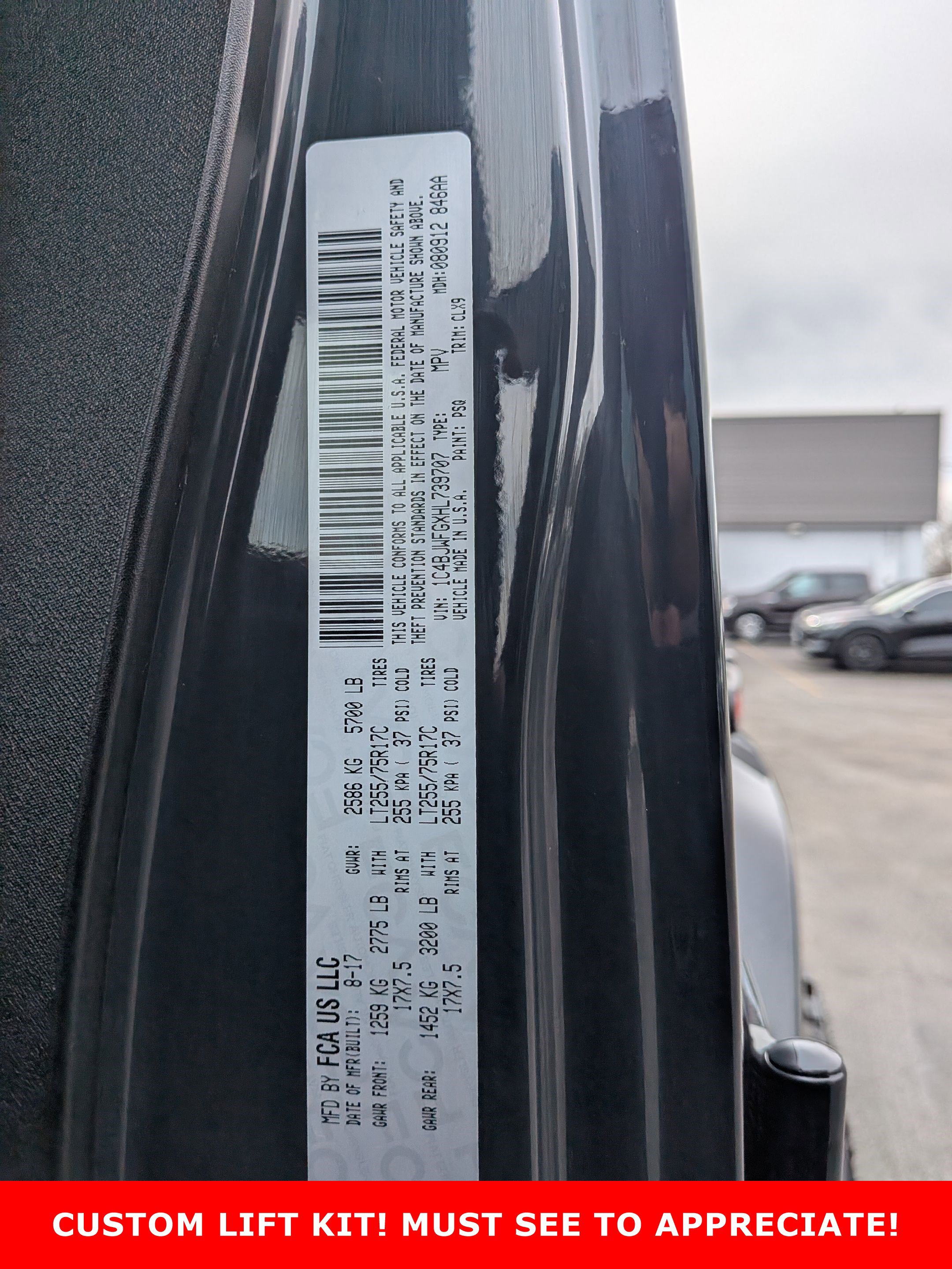 2017 JEEP WRANGLER - Image 29