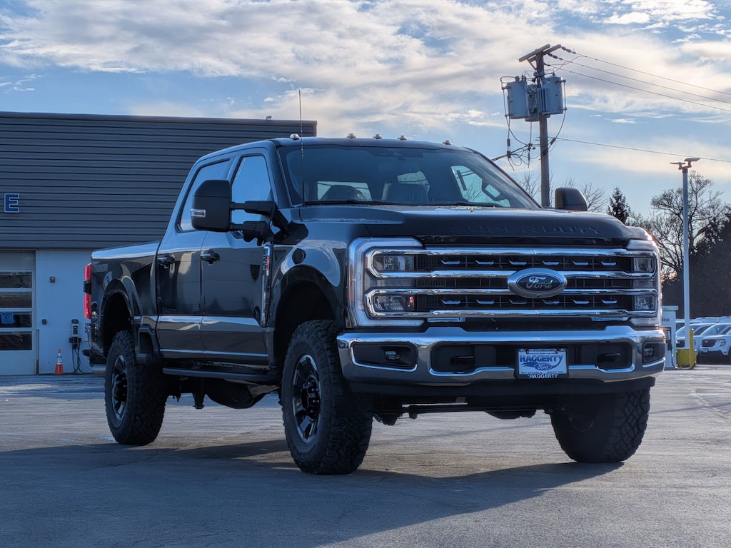 New 2026 Ford Super Duty F-250 SRW XLT 4WD Crew Cab 6.75 Box TRUCK