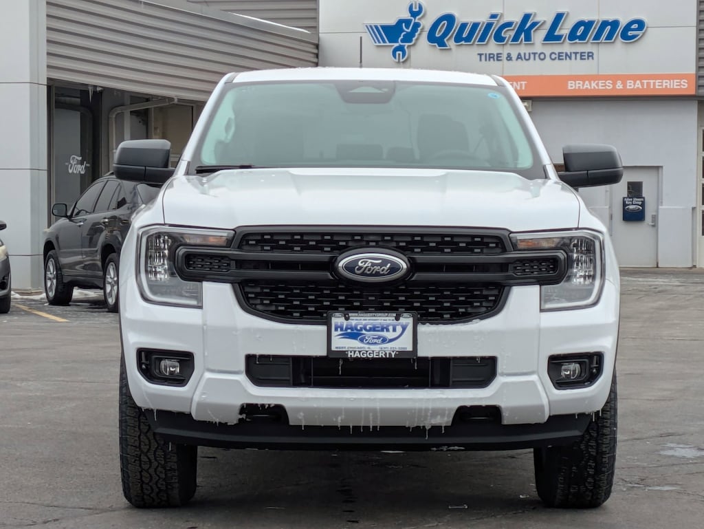 New 2025 Ford Ranger XL 4WD SuperCrew 5 Box TRUCK