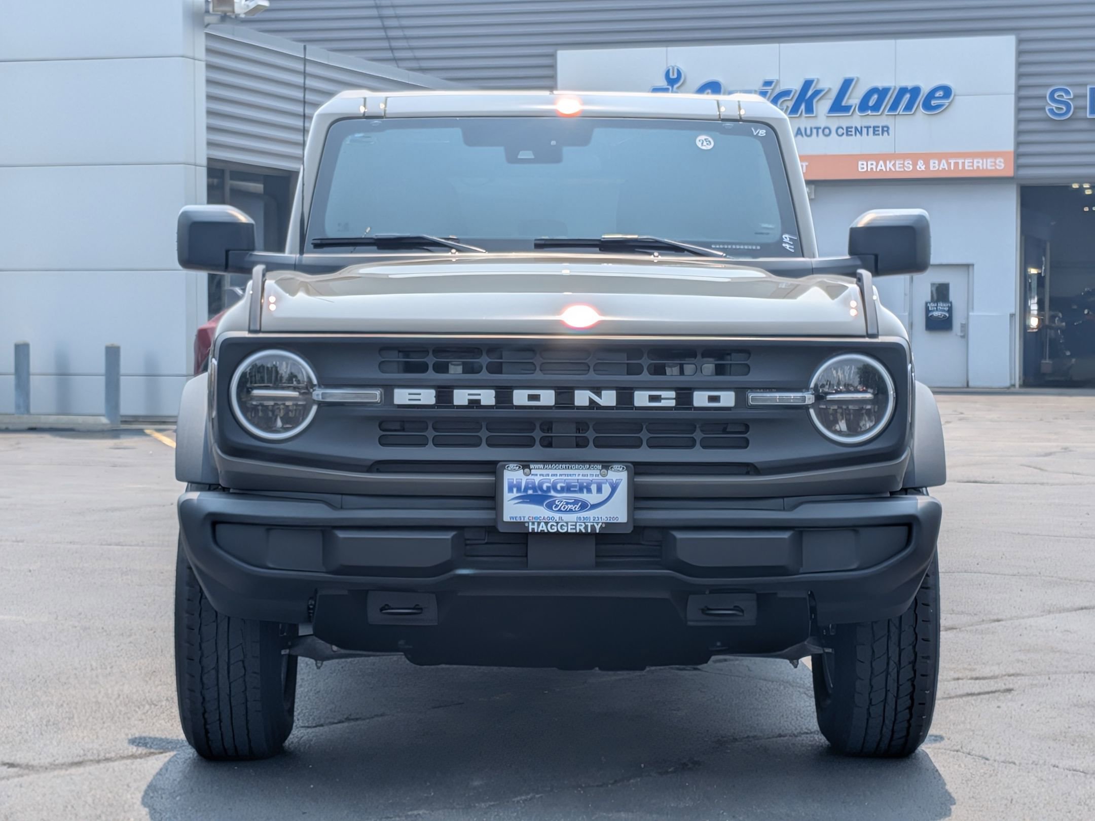 2025 Ford Bronco Big Bend photo 2