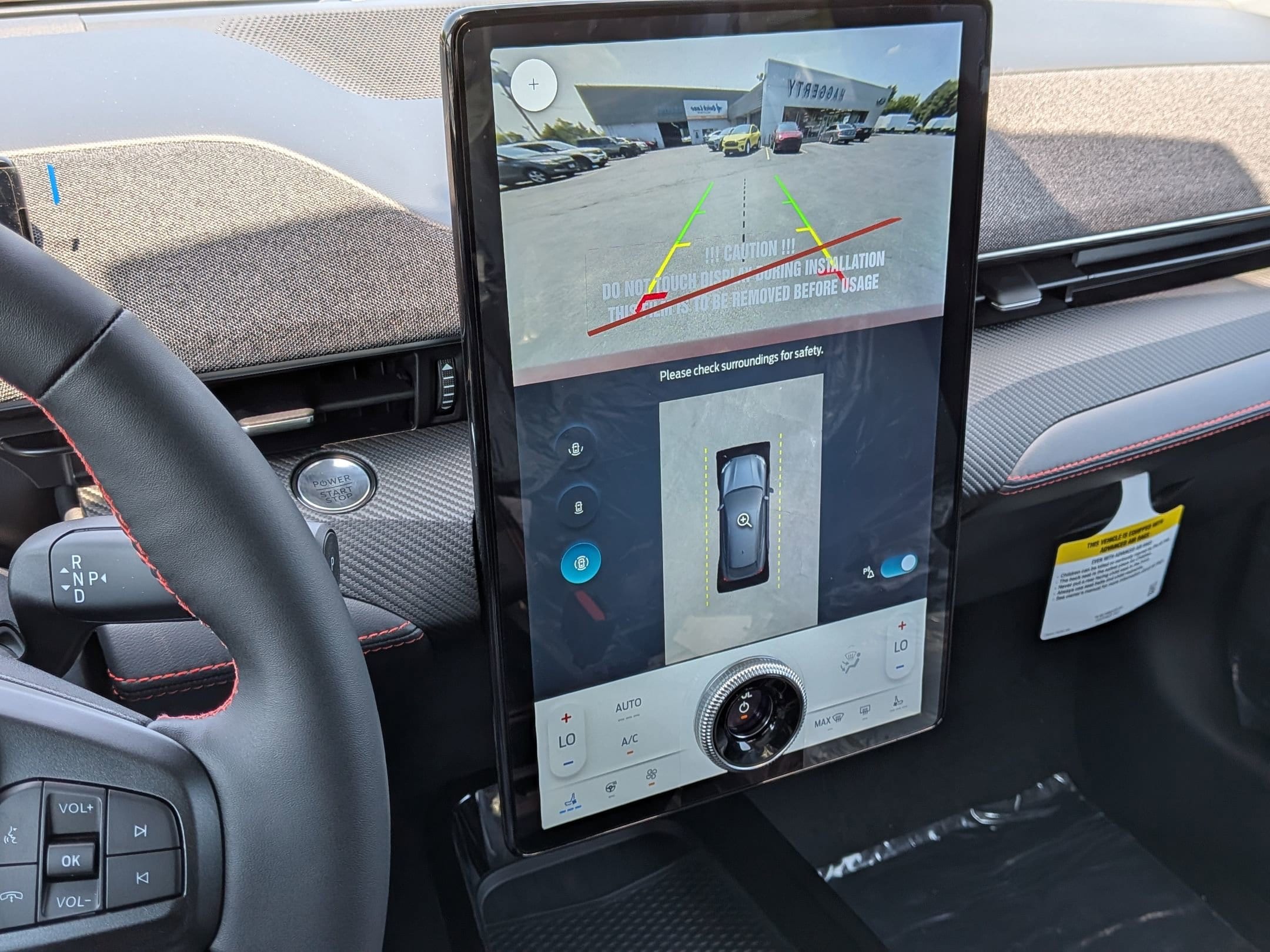 2025 FORD MUSTANG MACH-E - Image 18