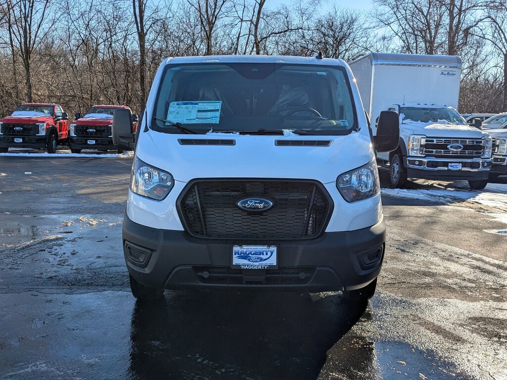 New 2024 Ford Transit T-250 130 Low Rf 9070 GVWR RWD T-250 148 Low Rf 9070 GVWR RWD