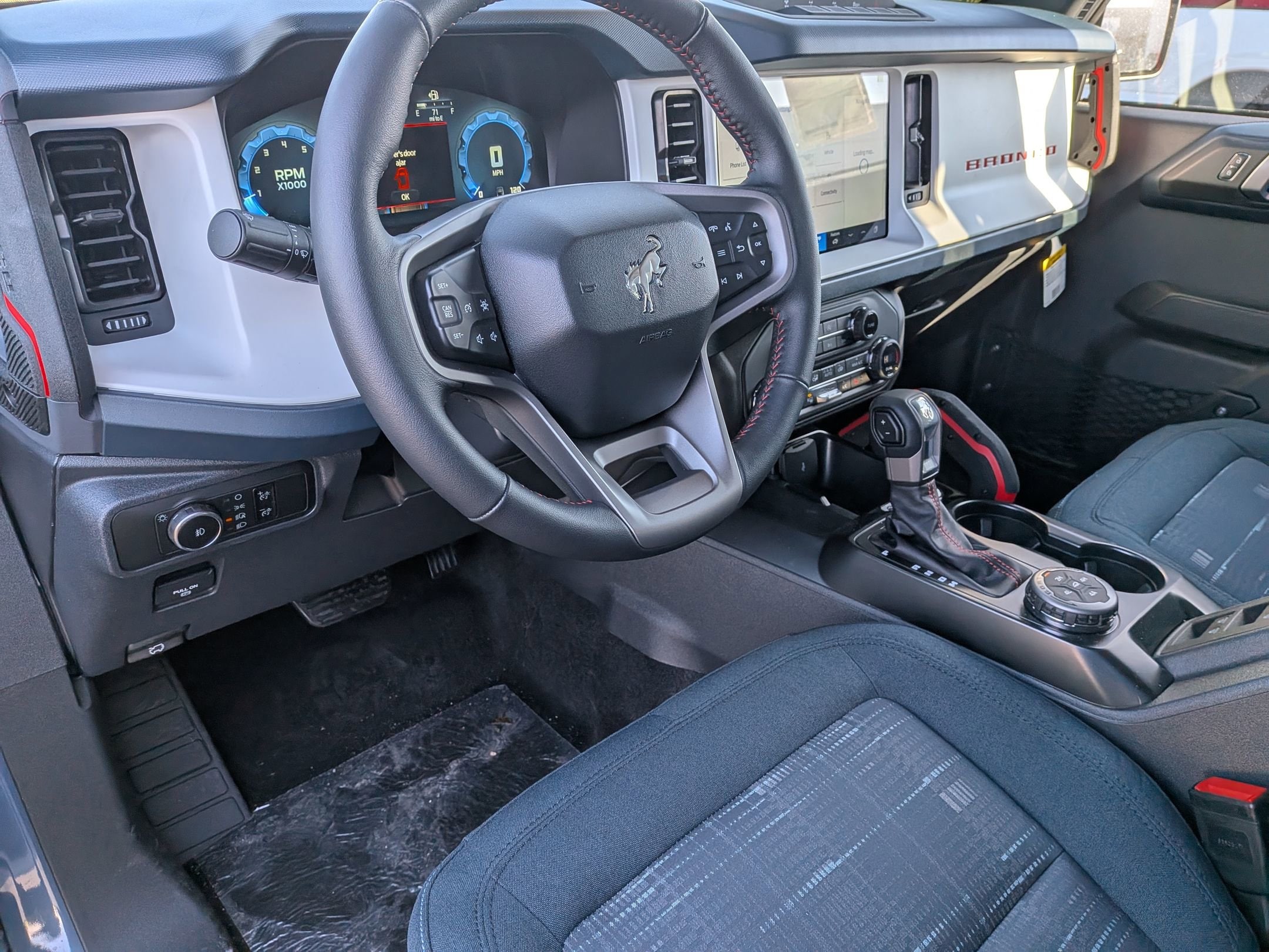 2025 FORD BRONCO - Image 11