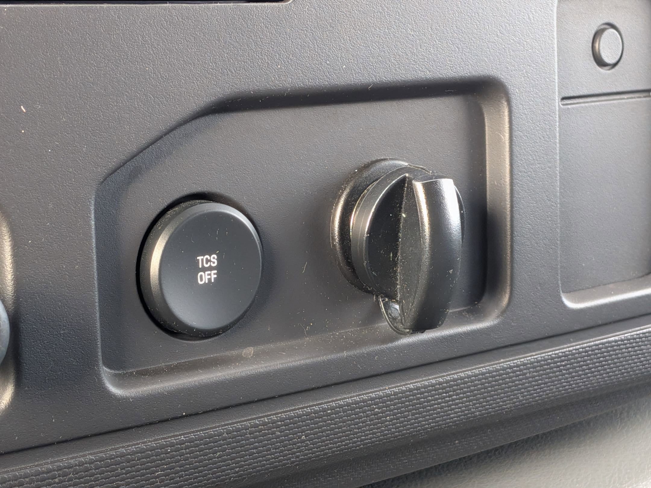 2011 FORD E-150 - Image 16