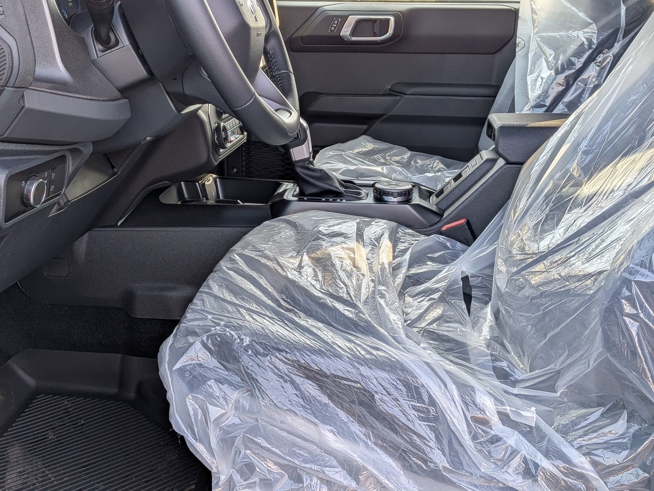 2026 FORD BRONCO - Image 11