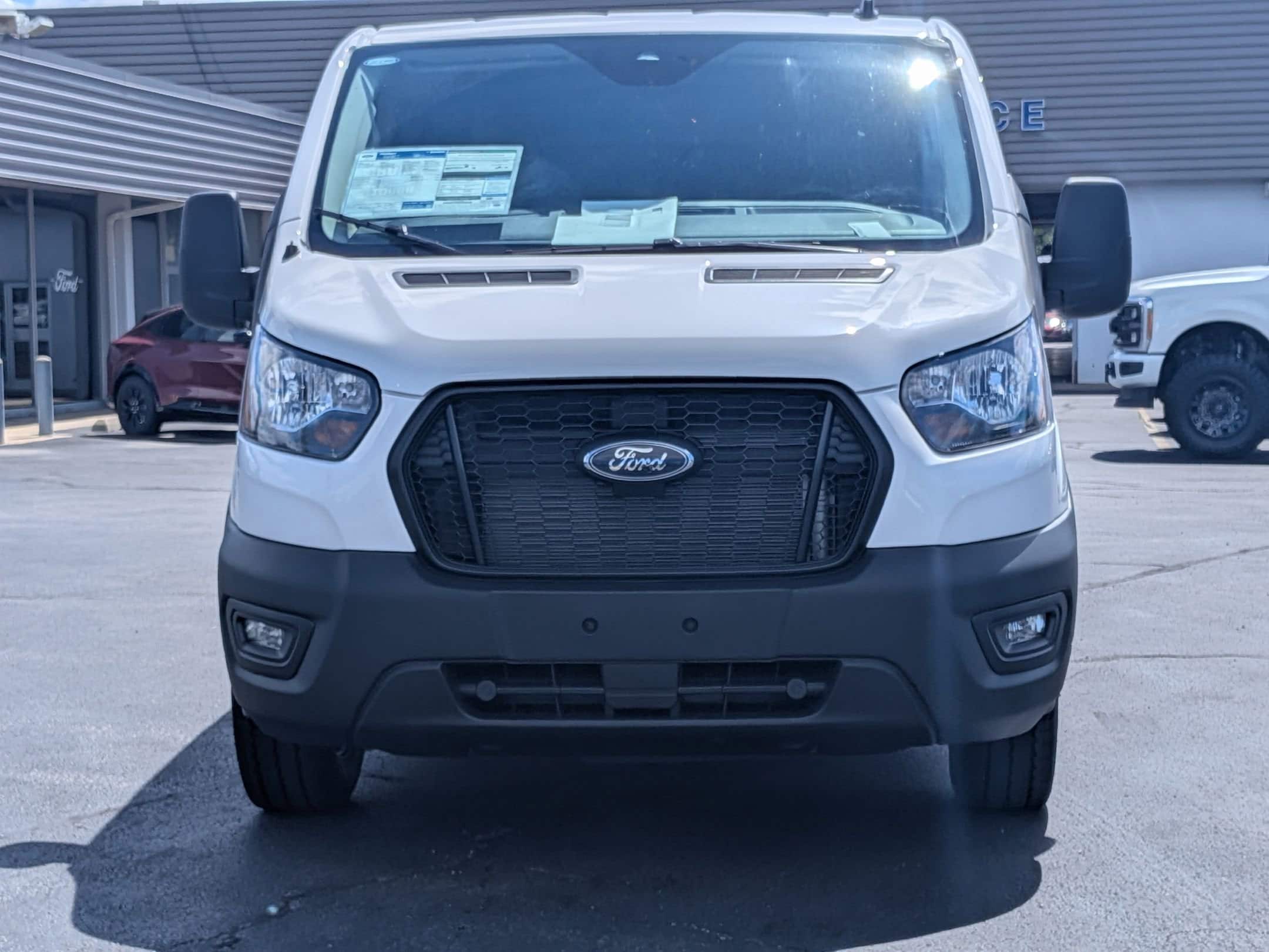 2025 FORD TRANSIT - Image 2