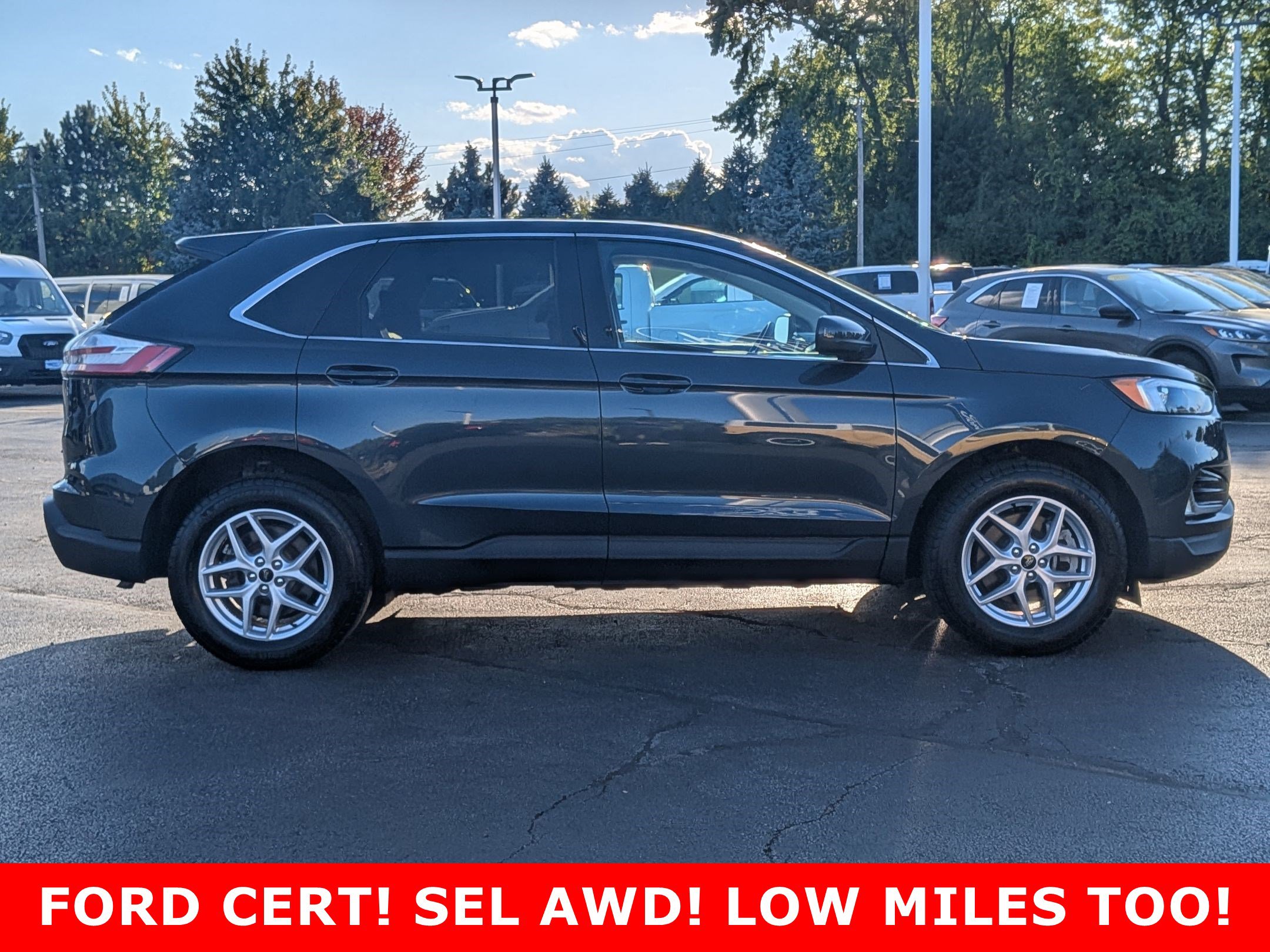 2023 Ford Edge SEL photo 4