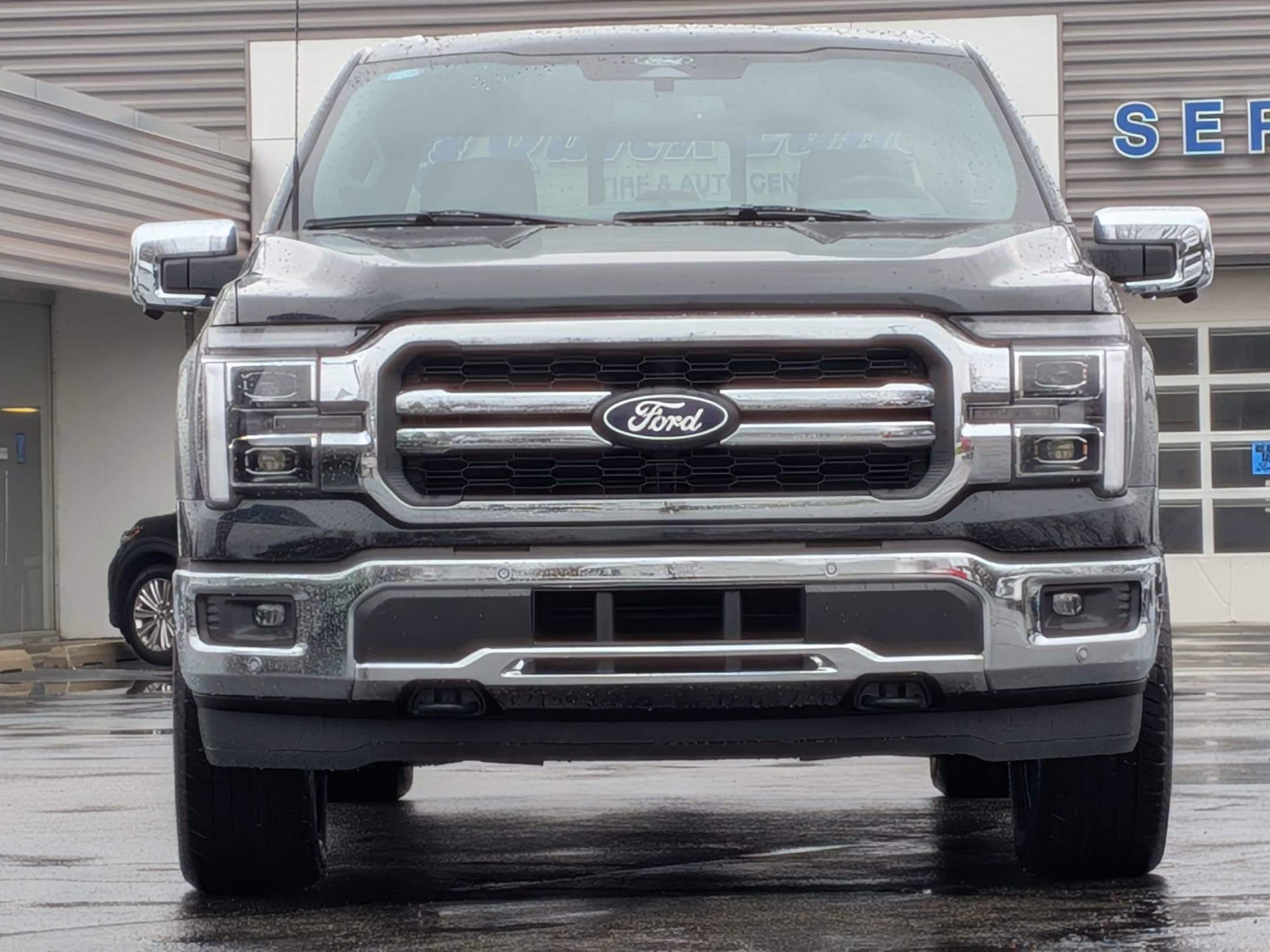 View vehicle photo 2