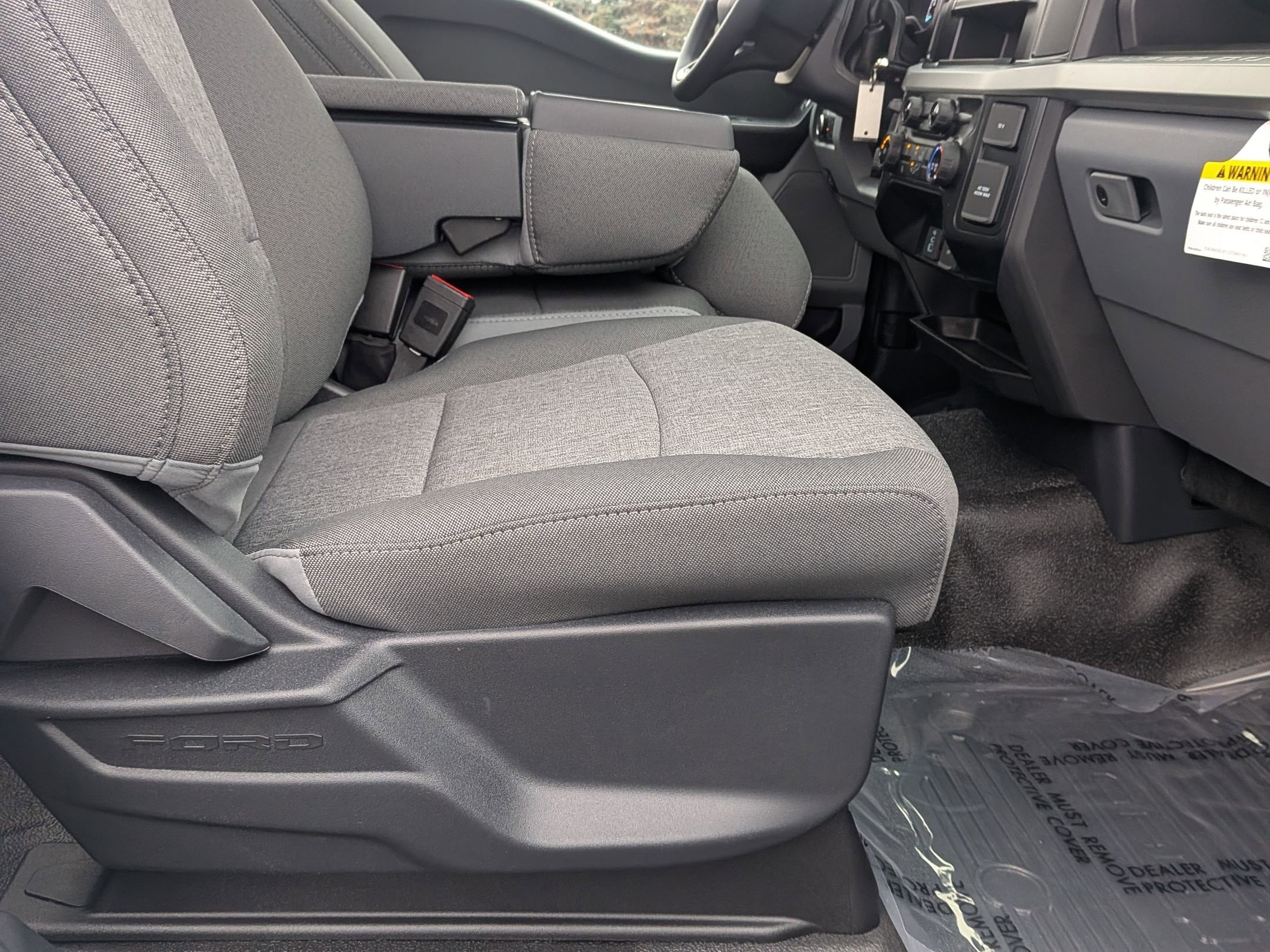 2025 FORD F-350 - Image 22