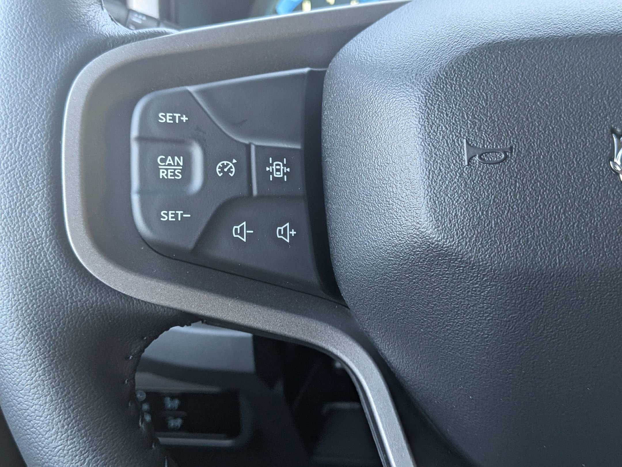 2025 FORD BRONCO - Image 14