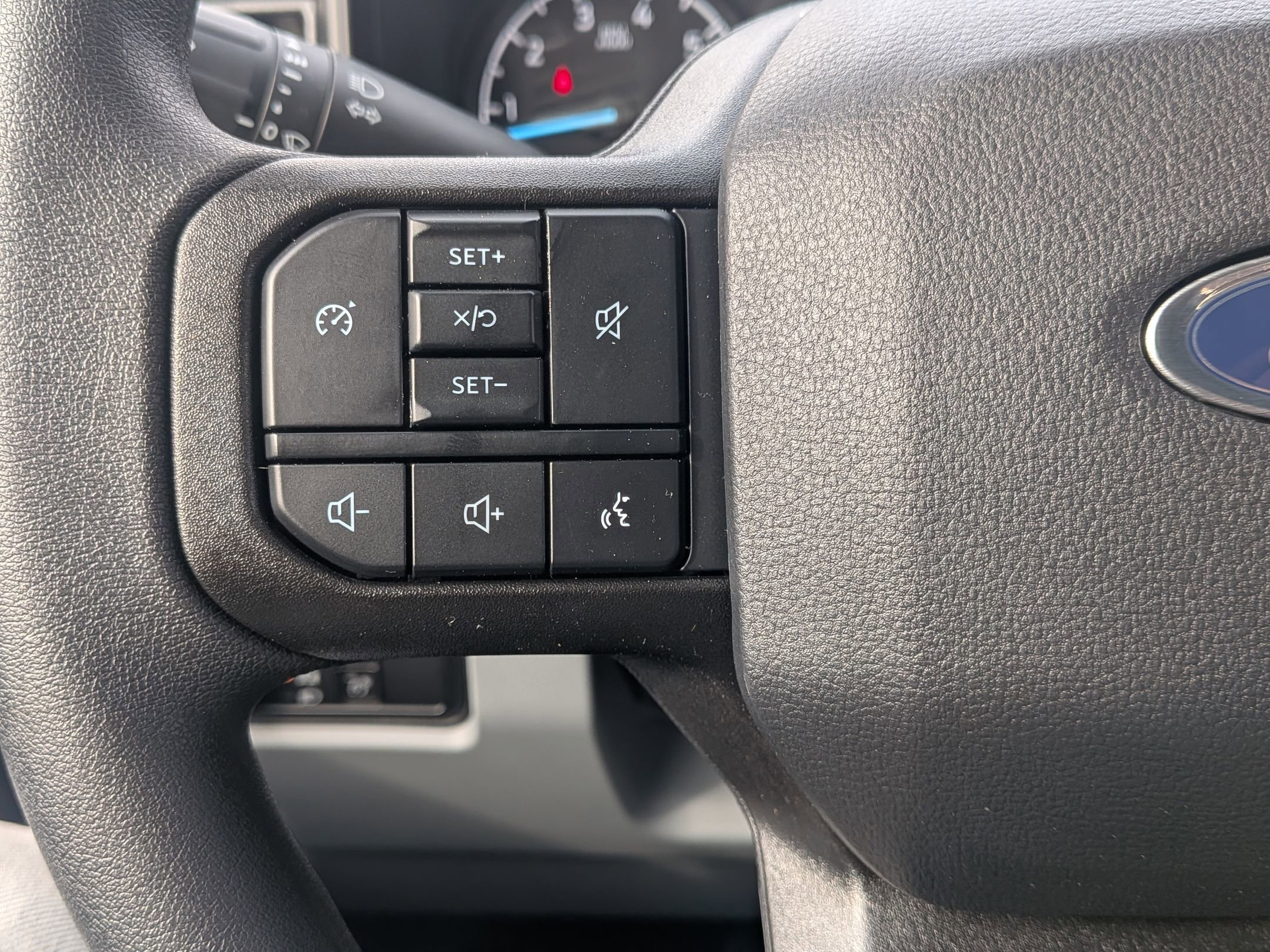 2026 FORD F-250 - Image 14