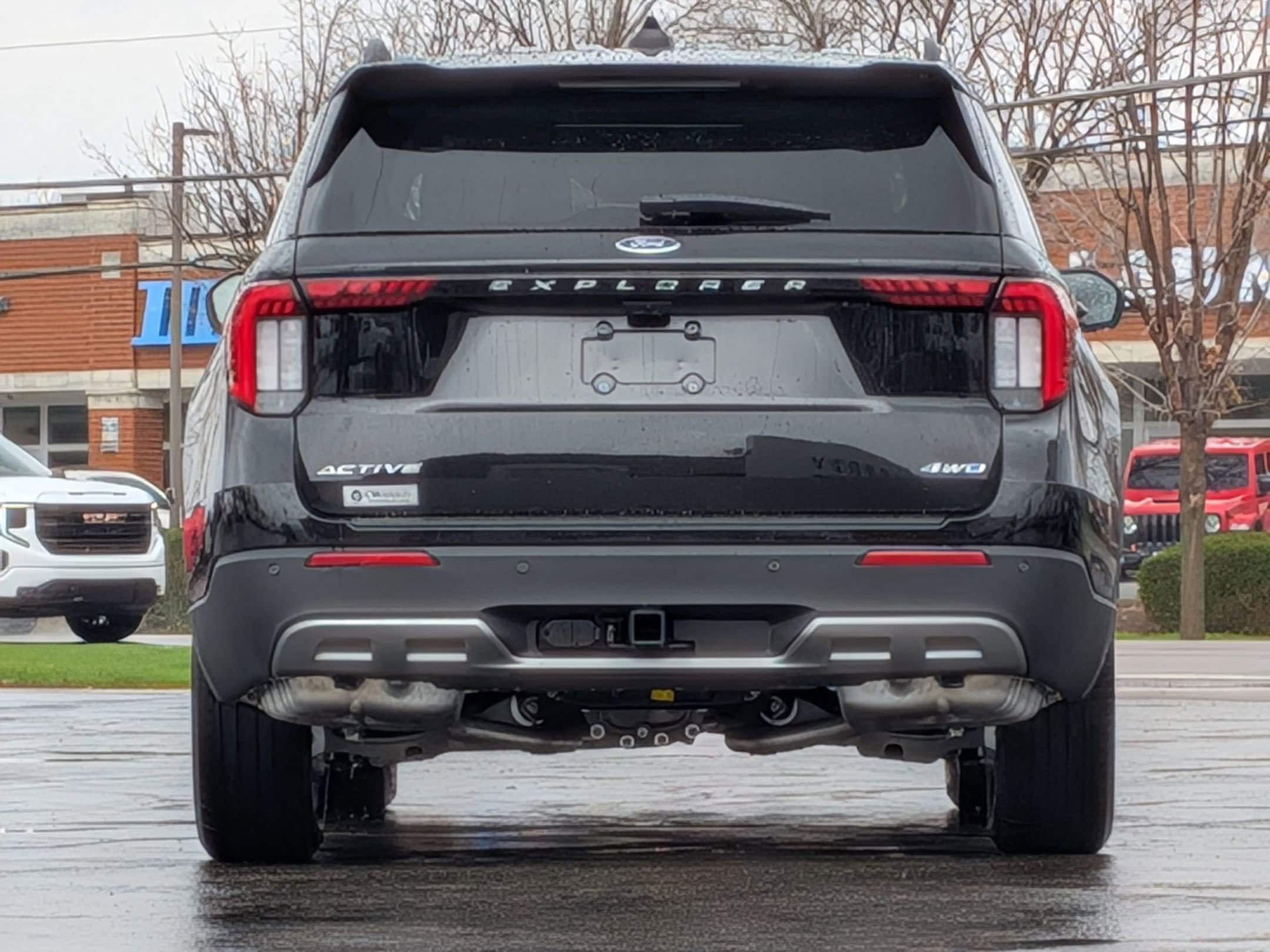 View vehicle photo 6