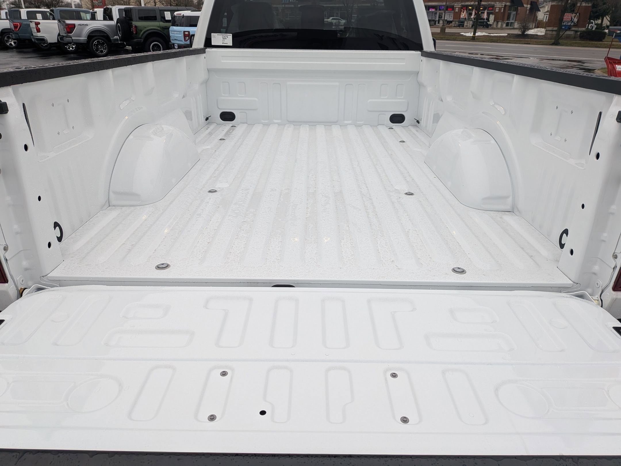 2025 FORD F-150 - Image 14