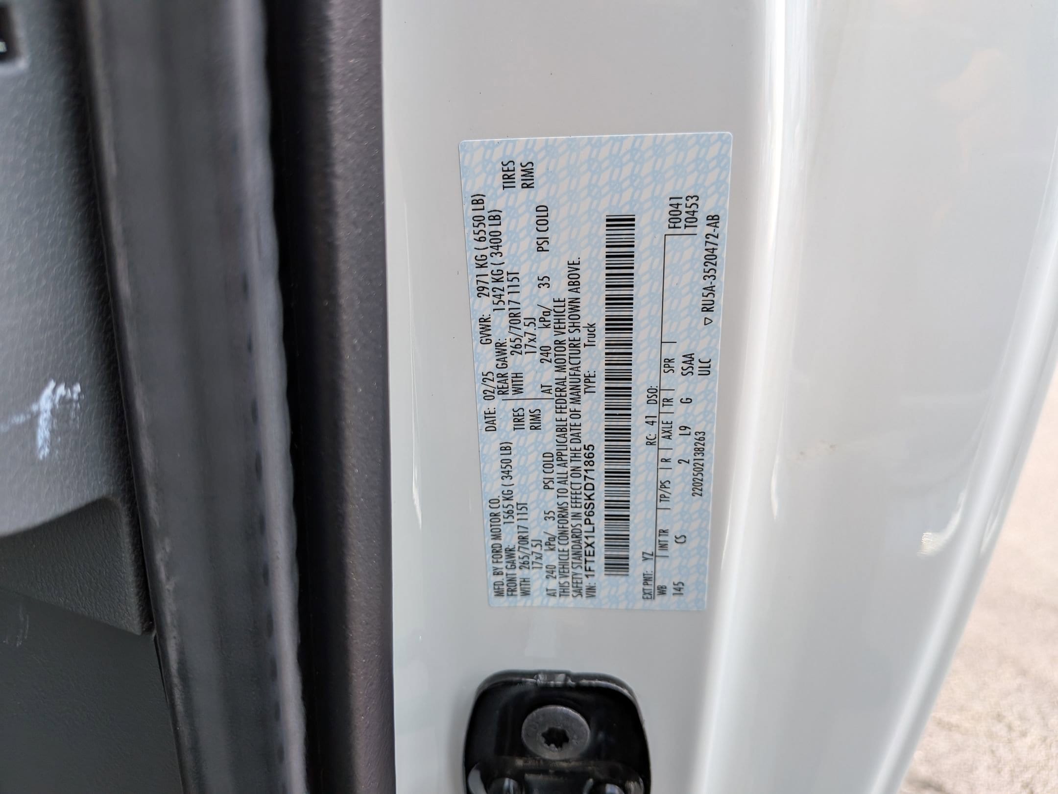 2025 FORD F-150 - Image 28